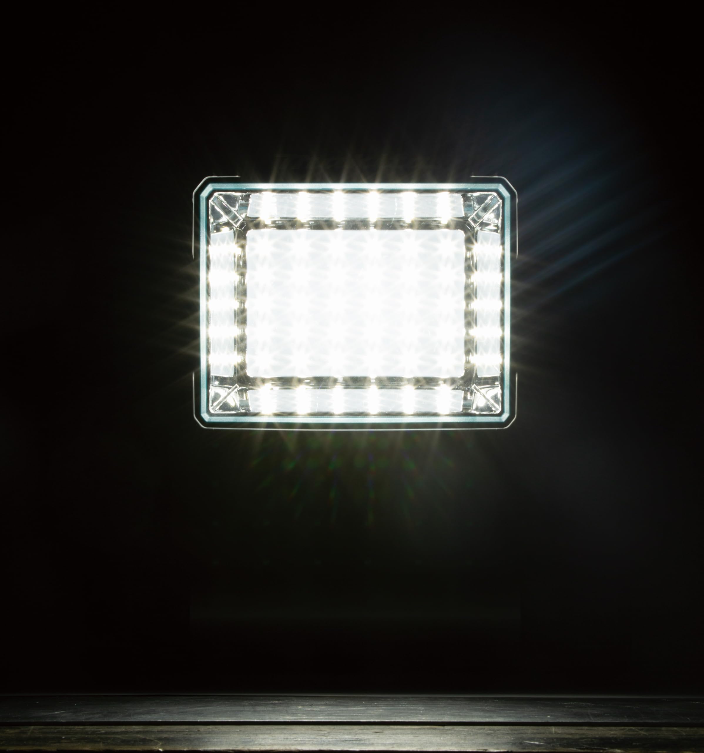 Makita DEADML811 LED-Akku-Baustrahler (ohne Akku, ohne Ladegerät)