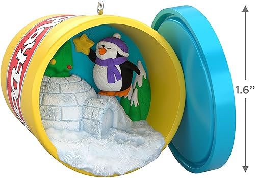 Miniatura 5 de Hallmark Keepsake Adorno de Navidad 2021, pingüino Hasbro Play-Doh