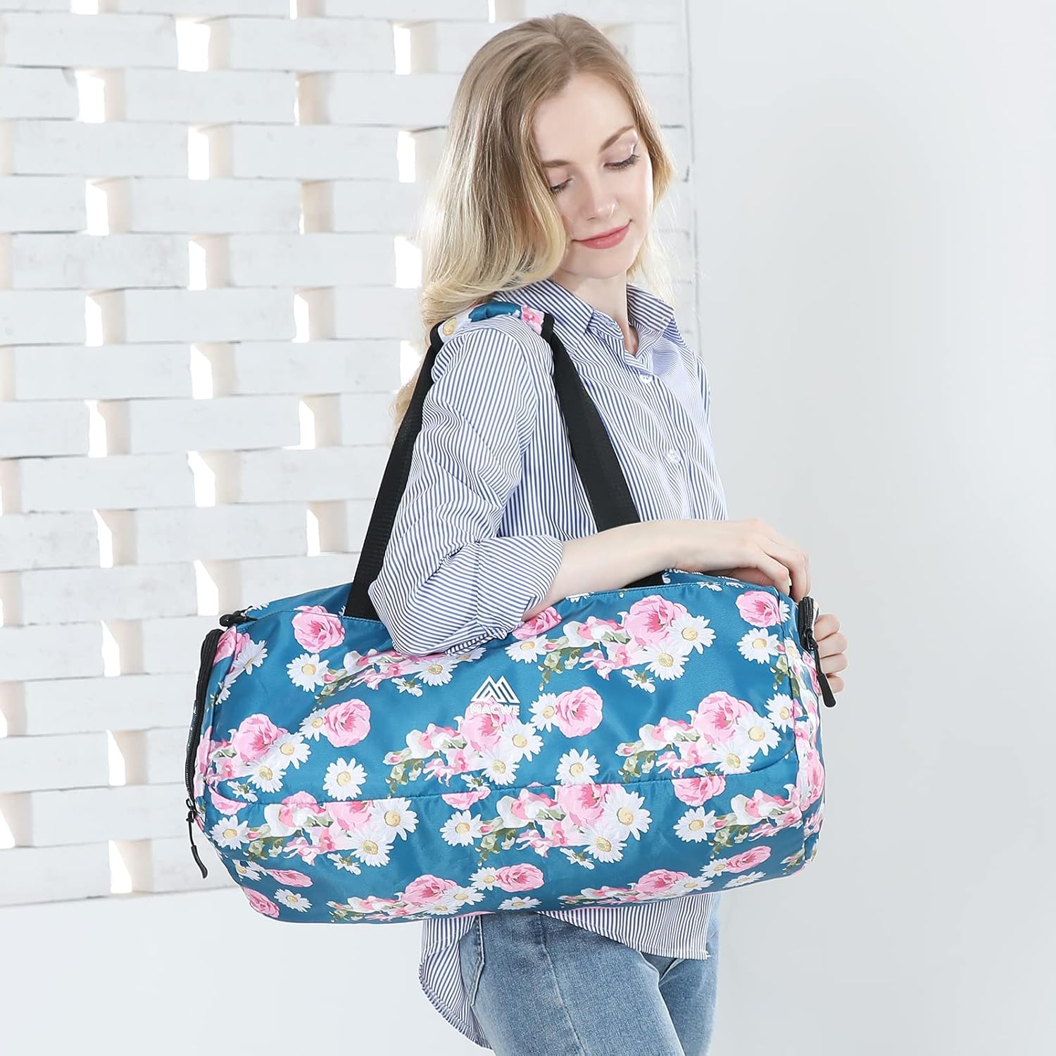 Duffel Gym Bag for Women, 40L Sports Bag for Men, Foldable Workout Bag with Shoe Compartment and Wet Pocket, Lightweight Weekender Overnight Bags (Navy Floral) - Image 2