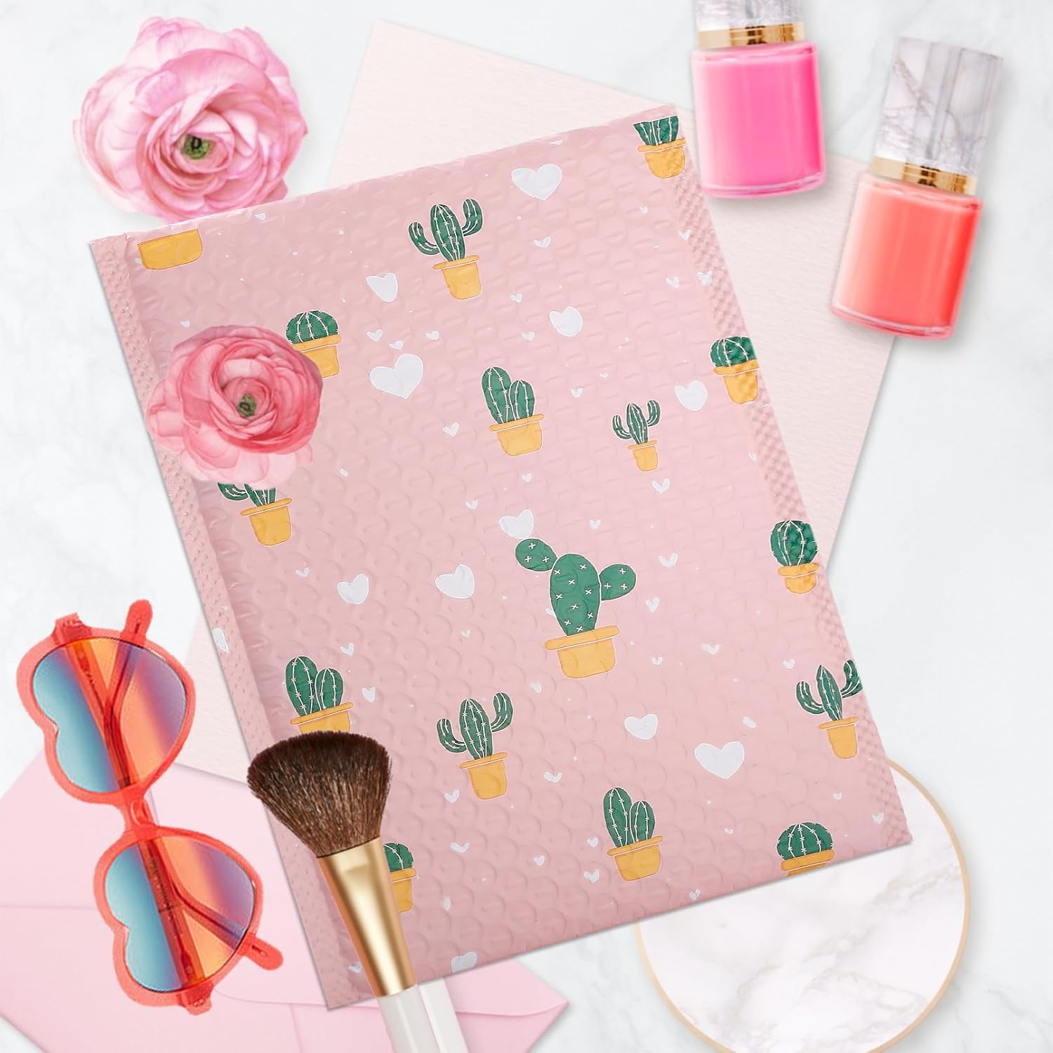 50 Pack Bubble Mailers 6x9 Inch,Self Sealing Adhesive Padded Envelopes,Waterproof Cute Bubble Mailers,Cushioning Shipping Envelopes for Packaging, Mailing, Gifts, Small Business