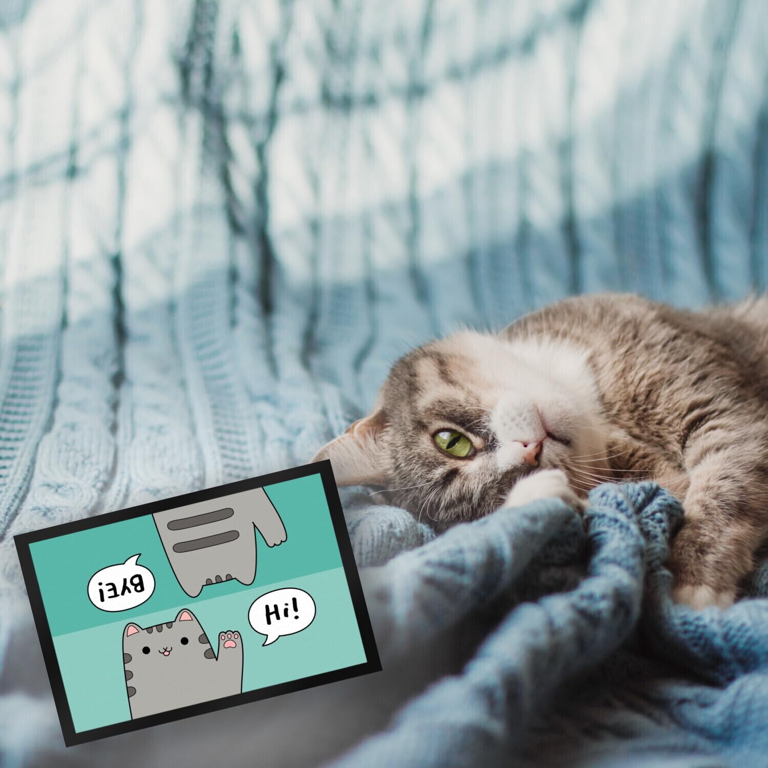 speecheese Katze Kawaii Fußmatte XXL in 50x75 cm mit Spruch Hi - Bye Neko süß Willkommen Besuch Hallo Tschüss Comic Doormat - Bezaubernde Katzenmotive für Haustür Flur Eingangsbereich