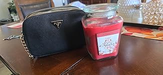 Review Image by Aylin Marino Pavón Aylin Marino Pavón