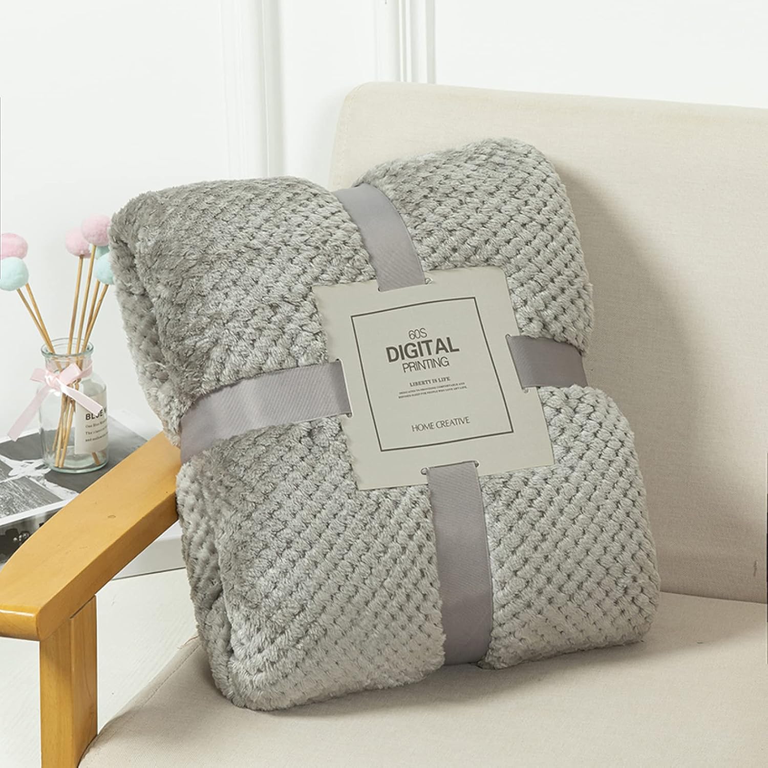 ブランケット ひざ掛け 膝掛 大判 大きめ 毛布 シングル 無地 あったか毛布 L フランネル ふんわり 100 女性 冬用 男性 おしゃれ 寝具 マイクロファイバー 北欧風 かわいい 安いそれに目立つ 150cm お洒落 布団 静電気防止 夏用 ブランケット ひざ掛け 膝掛 大判 大きめ 毛布 シングル 無地 あったか毛布 L フランネル ふんわり 100 女性 冬用 男性 おしゃれ 寝具 マイクロファイバー 北欧風 かわいい 安いそれに目立つ 150cm お洒落 布団 静電気防止 夏用