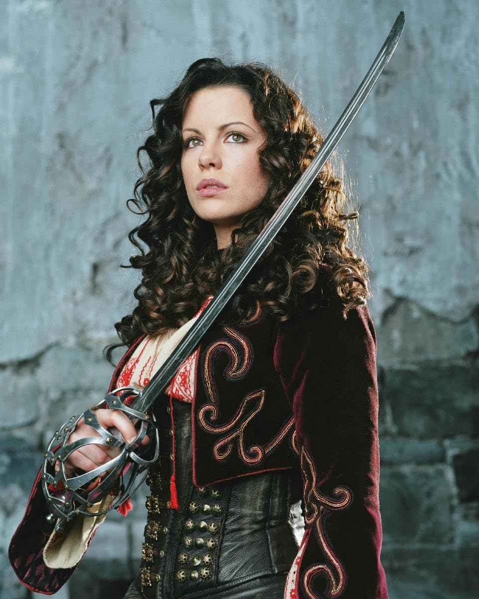 Worldphotographs Van Helsing (2004) Kate Beckinsale 10X8 Photo