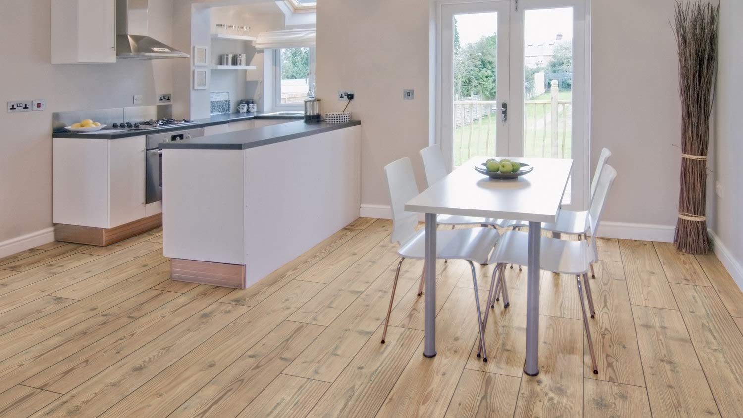 Laminatboden Kronotex Serie Exquisit; 8 mm stark; D 2774 Natural Pine; AC 4; V4; 1-Stab; 2,131 m² / Karton