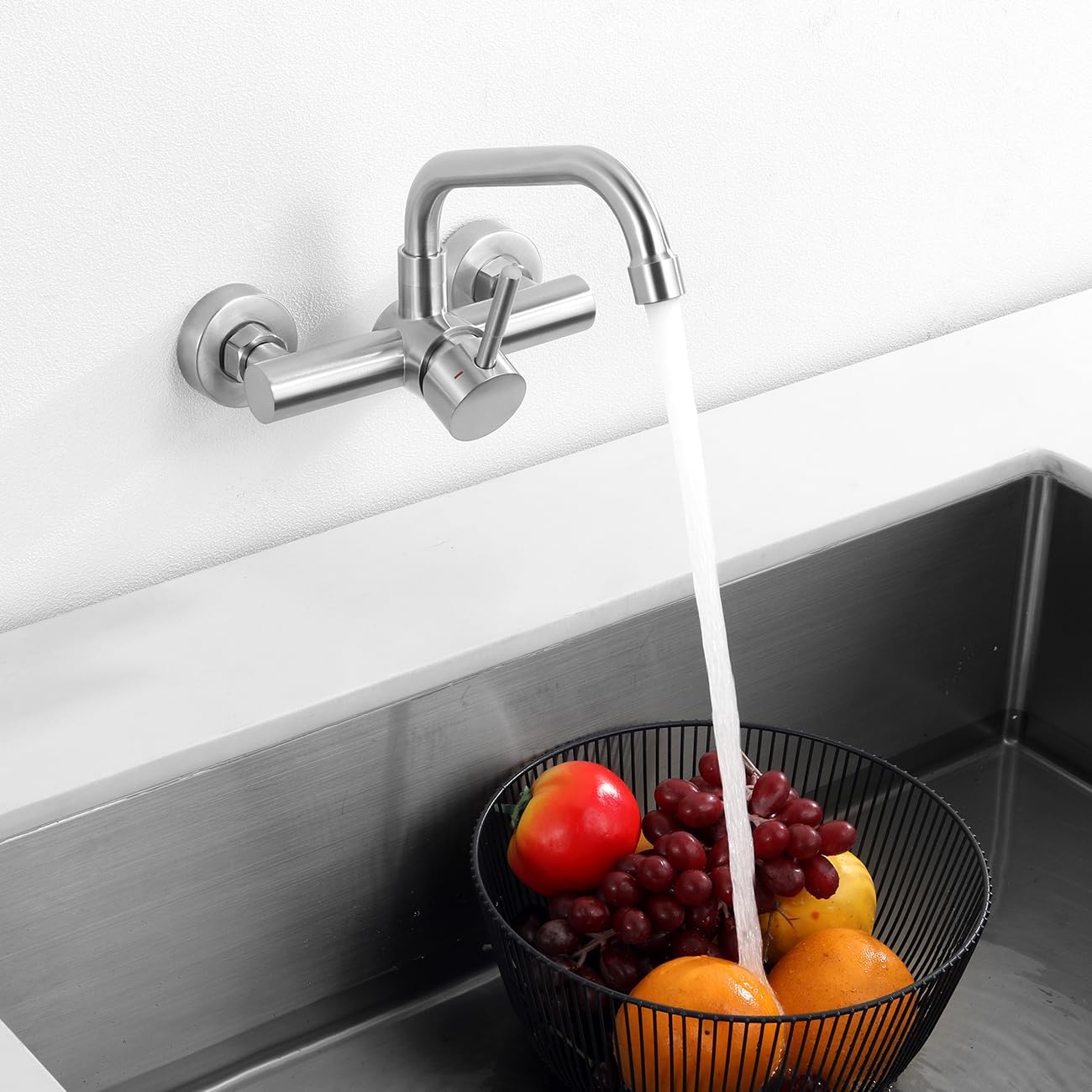 Grifo Cocina de Pared 15cm, Grifería de Fregadero Mural Giratorio a 360​°, Mezclador Monomando de Acero Inoxidable 304, Aireador Extraíble, Agua Fría y Caliente, Cepillado