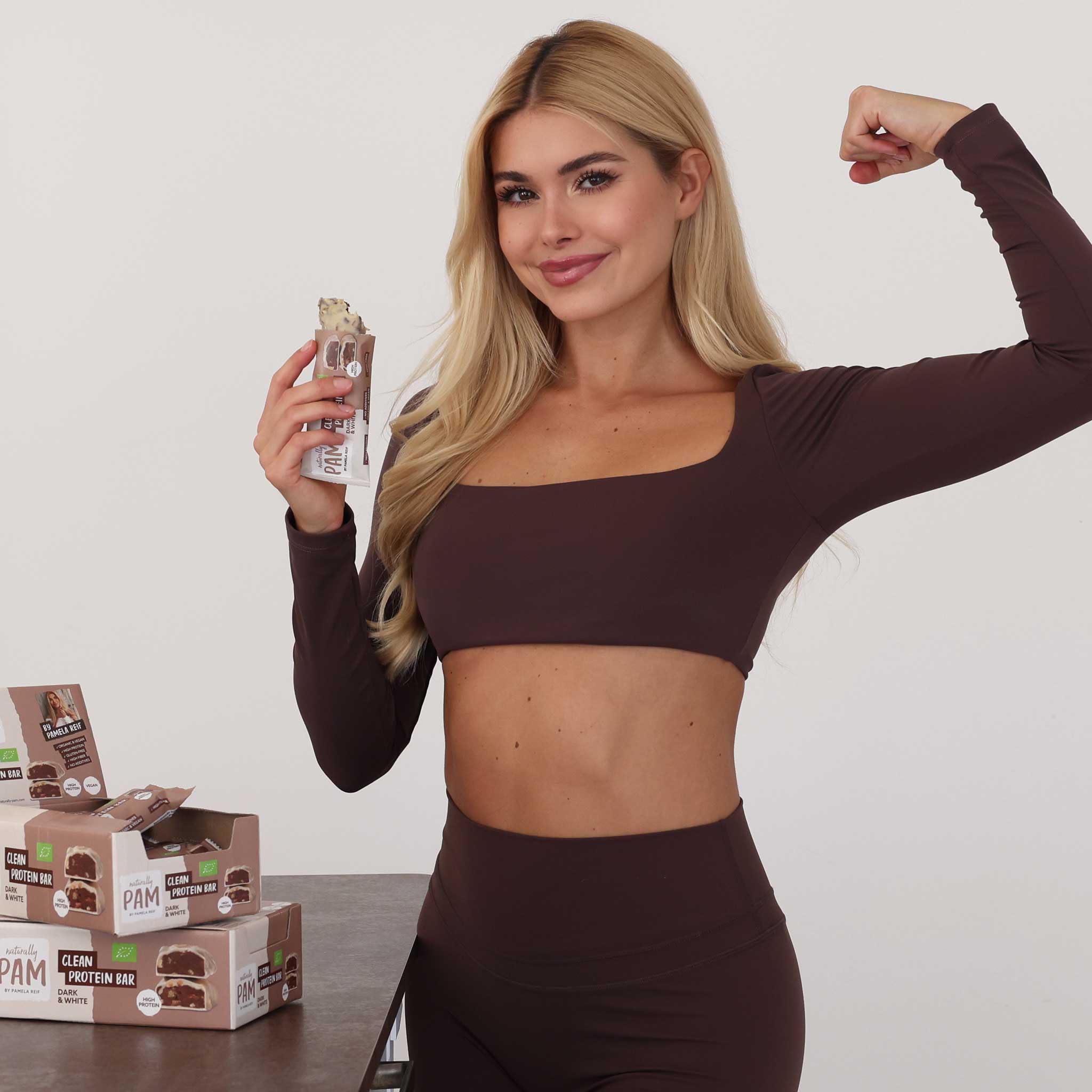 Naturally Pam Clean Protein Bar | High Protein Eiweißriegel Snack | veganer Proteinriegel | Dark & White – 12 x 45g