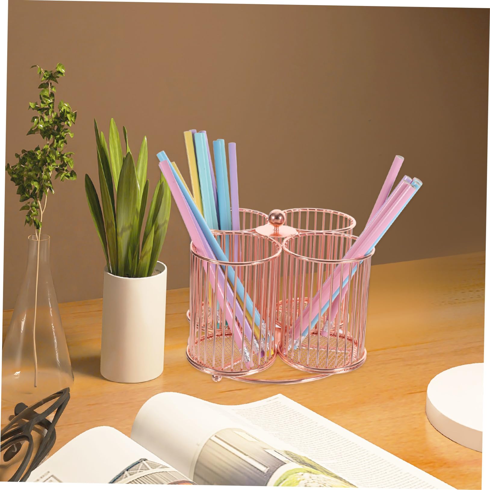 Gatuida Portapenne Organizer da Scrivania Girevole Grande Capacità in Ferro Finitura Perlata Elegante Versatile per Ufficio per Cosmetici e Accessori il Viso