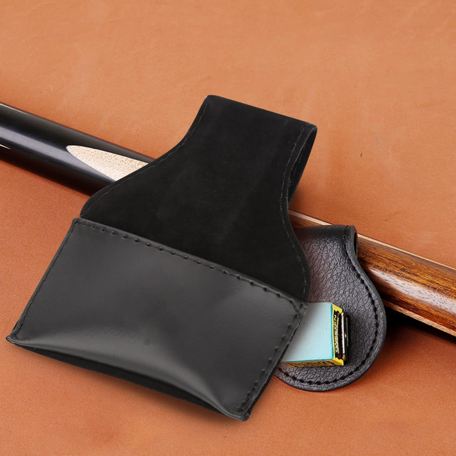 Porte Craie Billard, 4.72 × 3.94 Pouces Portable Snooker Billard Sac De Craie PU Pouch Sac Accessoire, Porte Craie Billard, Sac à Craie Pour Queue De Billard, Snooker Billard Craie Sac PU Cuir Noir
