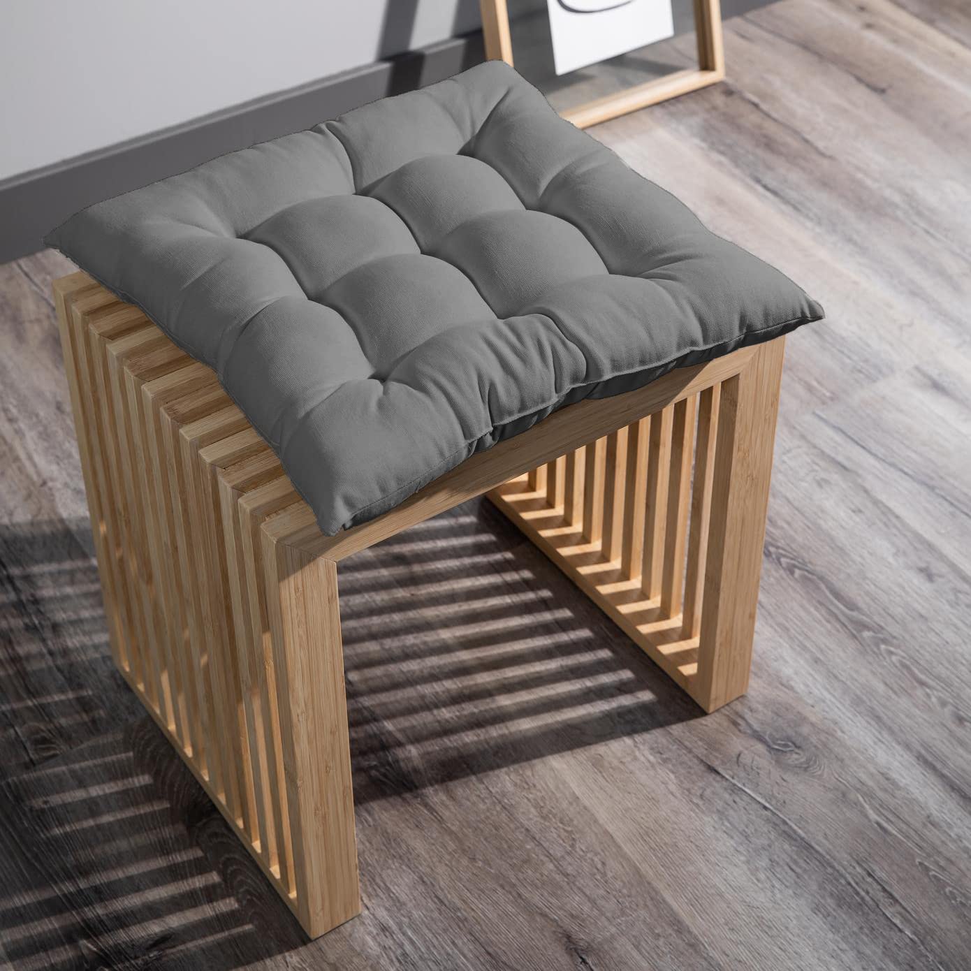 GREATOYAR Cojines para Silla y Asiento, Decoración de Asiento de Jardín Casa Terraza, Cojín Decorativo con Correas de Sujeción, 9 Pespuntes, Fabricado en España, 40 x 40 x 3.5 cm, Pack 4, Gris