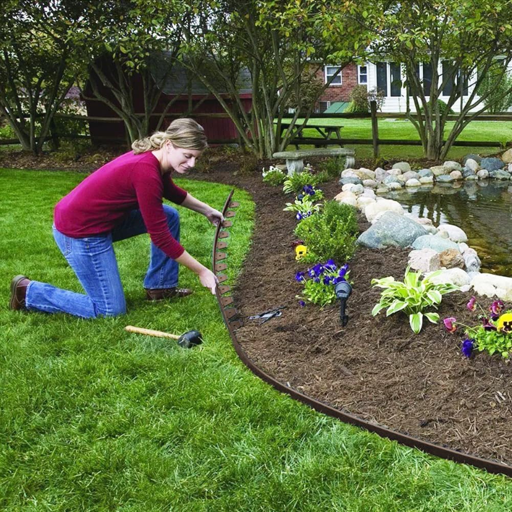 Borde Jardín Césped Borde de Plástico 10 Metros con 50 Clavijas, Delimitadores de Bordes Flexible, Bordura Exterior para Tierra Cenefa Parterres, Altura 5cm, Marrón