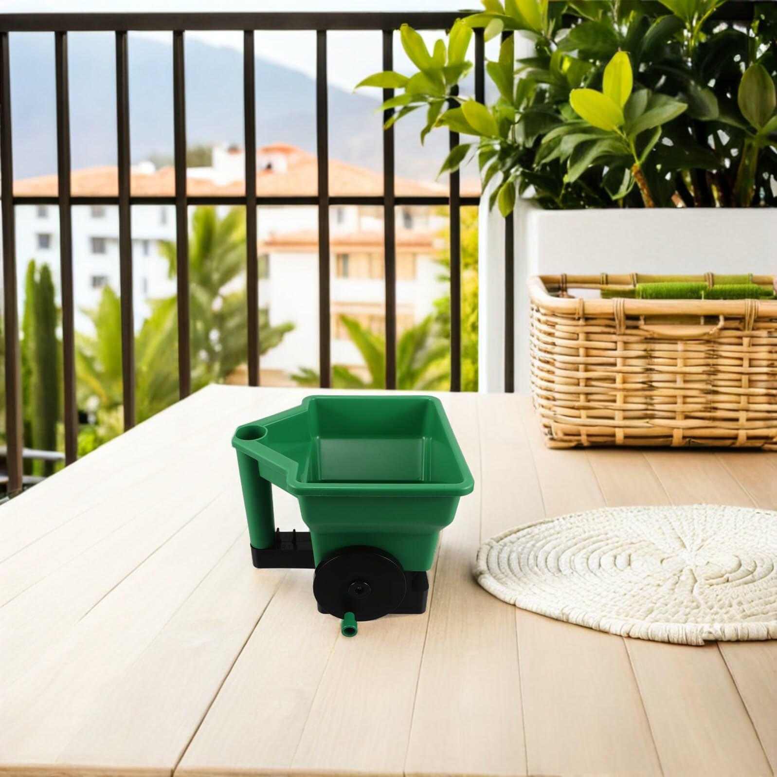 Spandiconcime Manuale Portatile per Giardinaggio Strumento Regolabile per Distribuzione Precisa di Semi in Cortile e Orto per Piantare Carote e Verdure