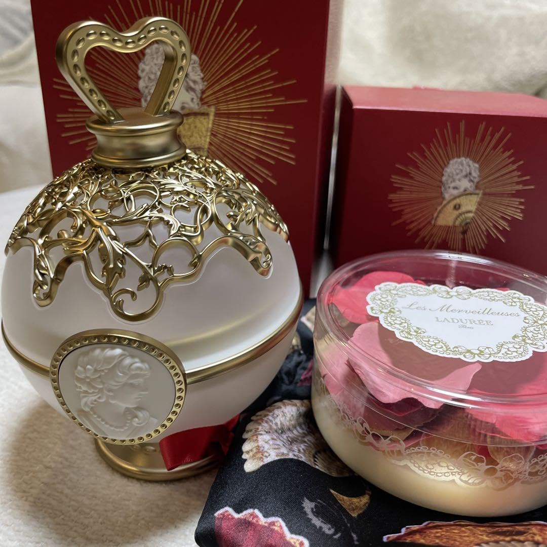 【新品未使用品】Ladurée チーク&鏡のセット レ・メルヴェイユーズ ラデュレの2020年夏コスメは映画に