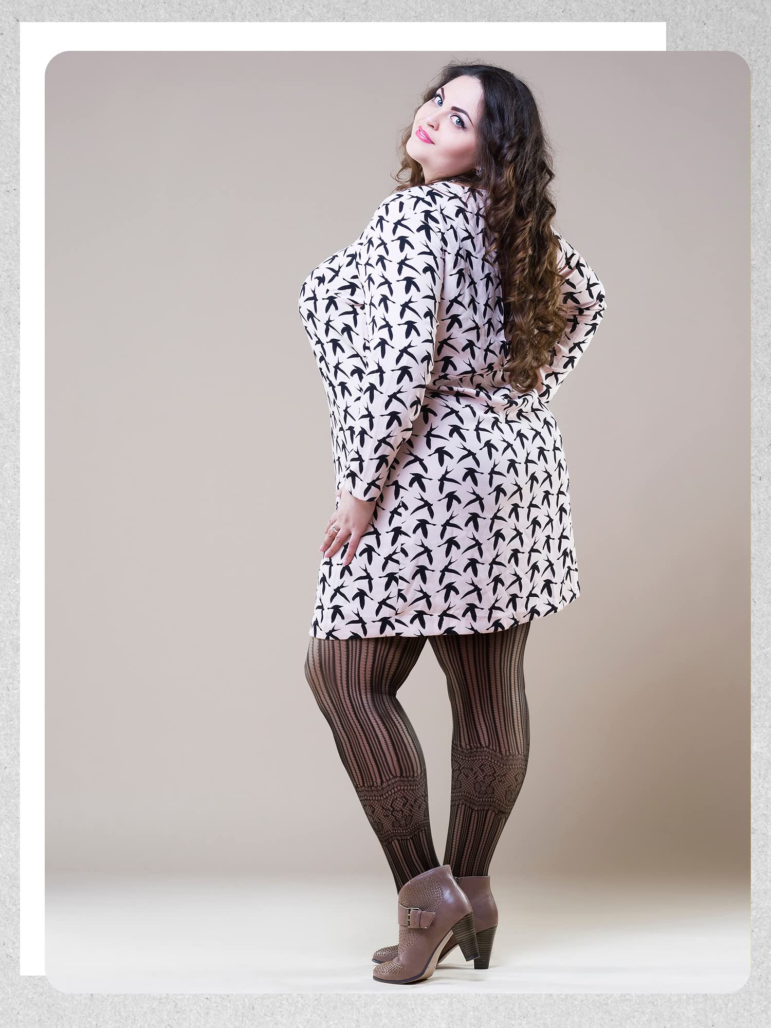 Skylety 6 Pairs Women Plus Size Fishnet Suspender Pantyhose Thigh High Stocking Garter Belt Lingerie Tights for Women L-XXXL: XX-Large-3X-Large Dreamy Fantasy Black