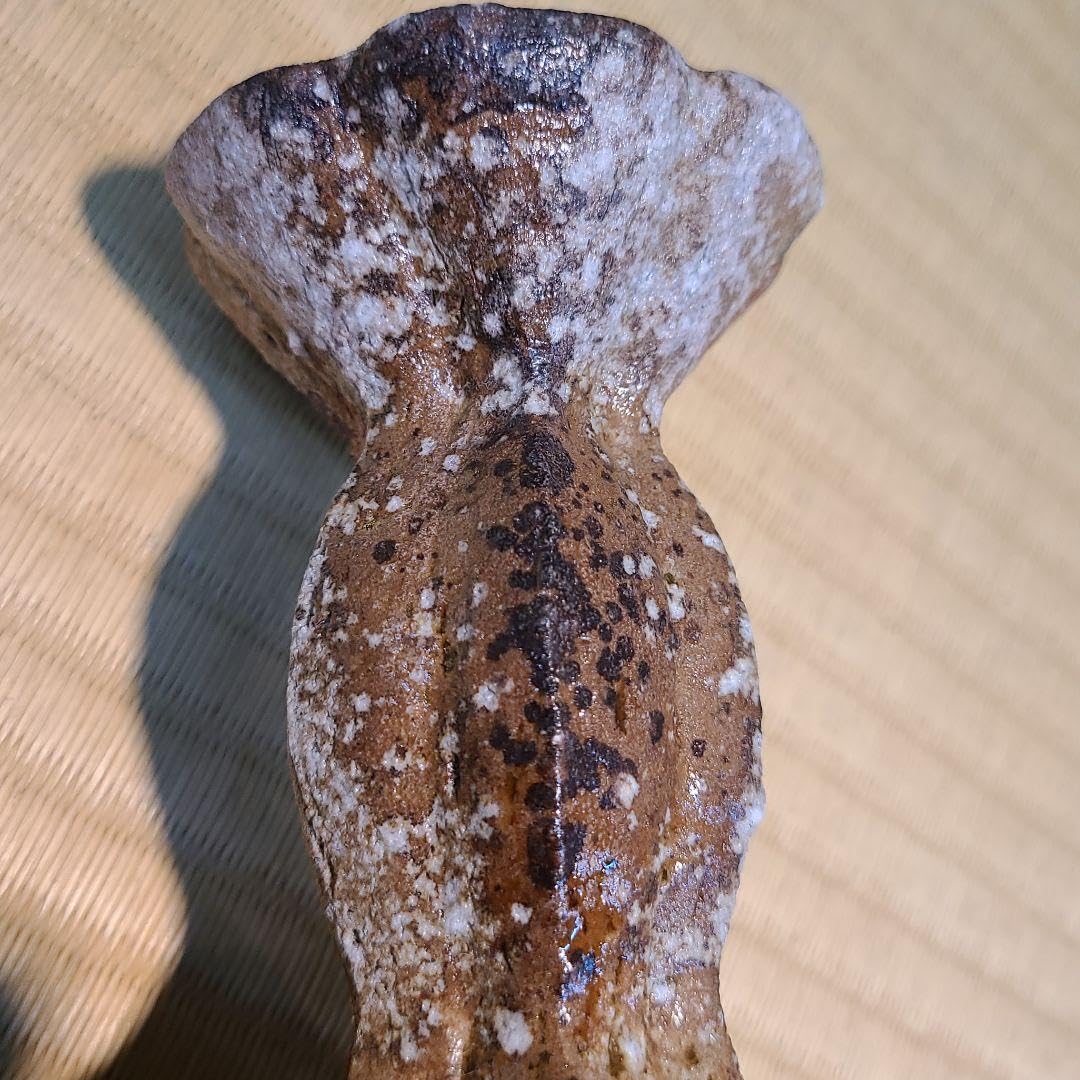 信楽焼 高橋美子作 輪花口花入 高さ7.5寸（約22cm） 共箱 本物保証 信楽焼 高橋美子作 輪花口花入 高さ7.5寸（約22cm） 共箱 本物保証