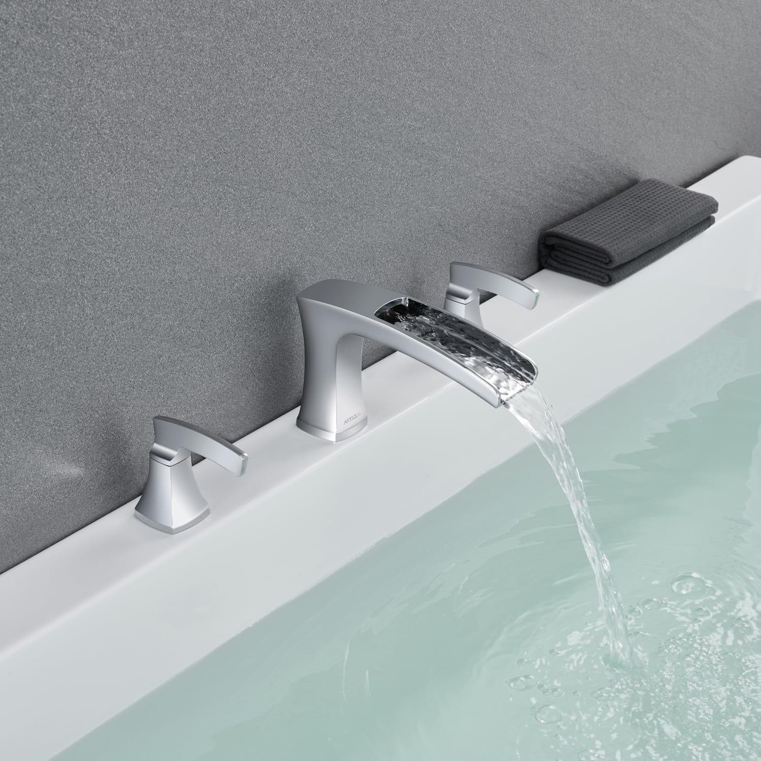 Tub Faucet Roman Waterfall Tub Filler Chrome Deck Mount Bathtub Faucets 3 Hole Brass Bathroom Faucets with 2 Handles
