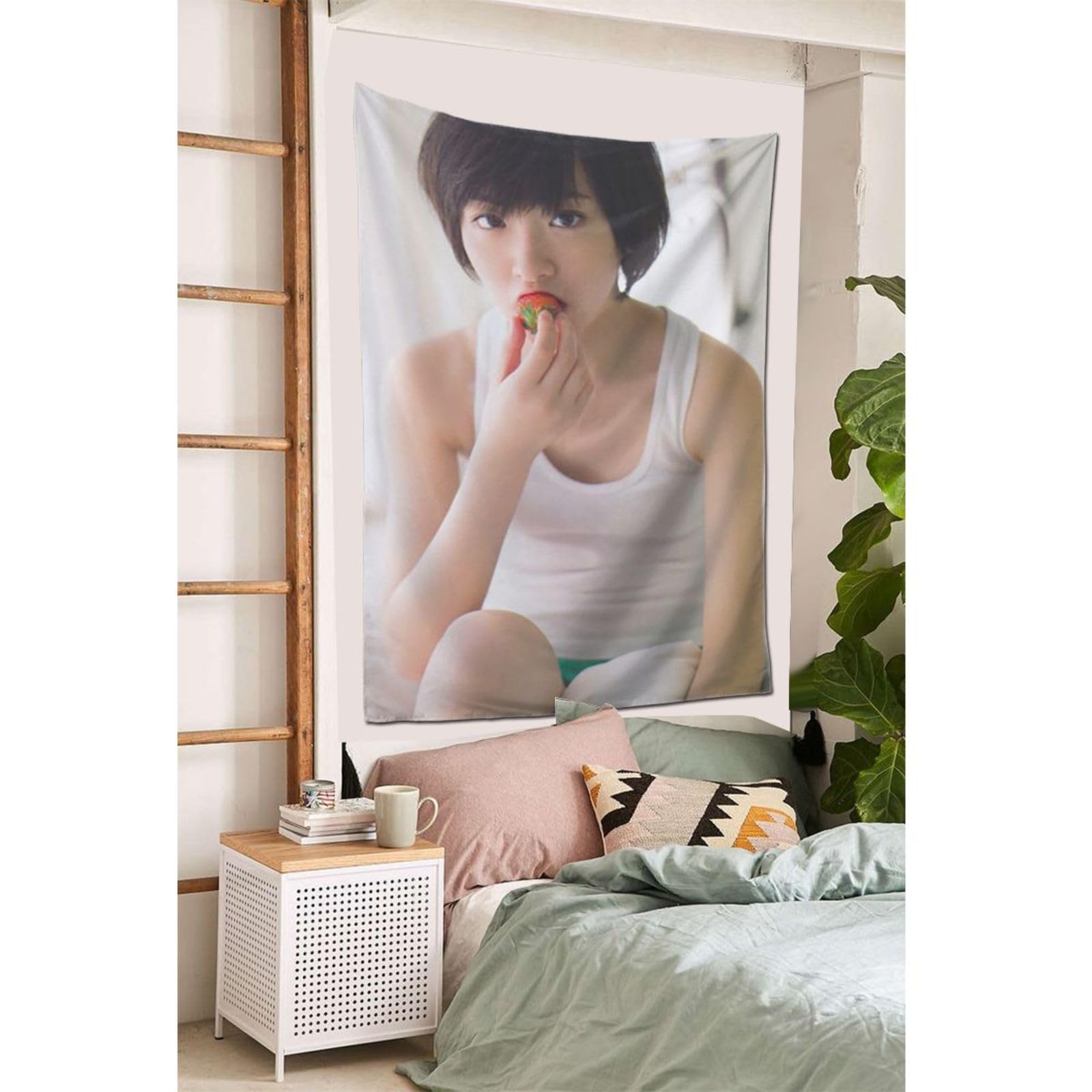 Amazon.co.jp: SYPPCH 生駒里奈 タペストリー ファッションセクシーな