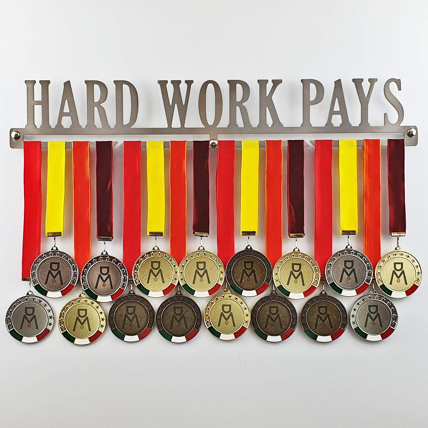 MEDALdisplay Hard Work Pays - Medaillen Aufhänger - Wandhalterung für Sportmedaillen - Medaillenhalter - Sport Medal Hanger - Gebürsteter Edelstahl - 100% Made in Italy
