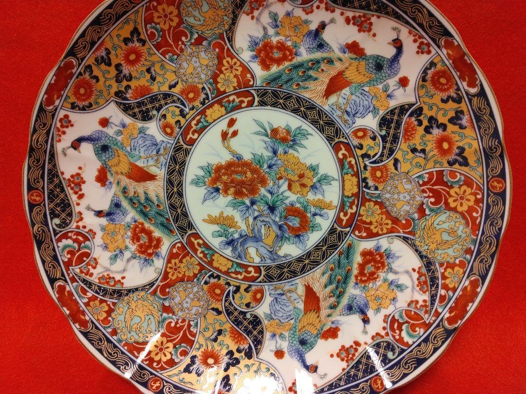 Amazon | 有田焼 丸五謹製 孔雀牡丹紋 大皿 沸騰 お正月 お目出たい  