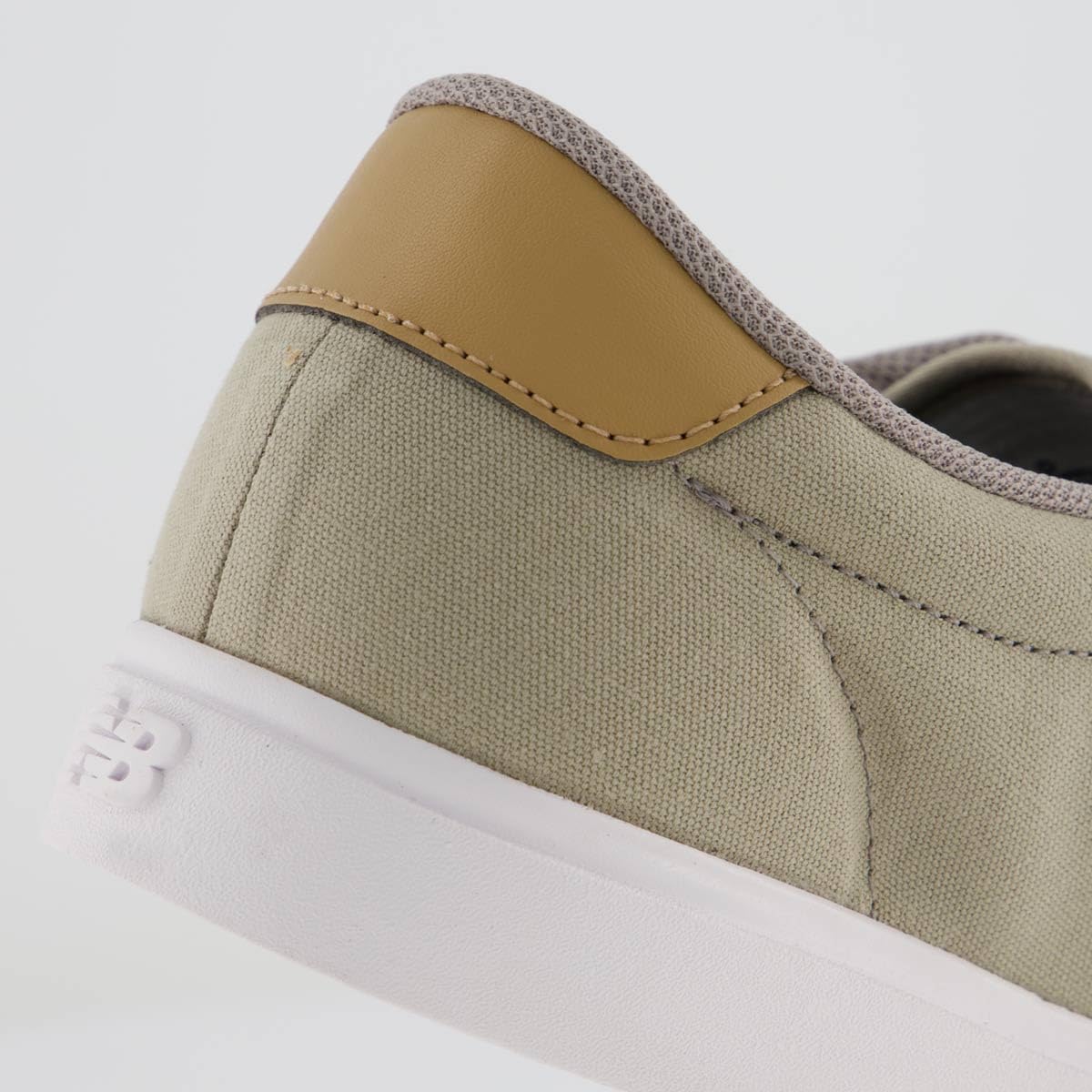 Tênis New Balance 55 UNISEX adulto-unissex em promoção! Veja a oferta e mais achadinhos de Tênis 7 Hoje é o melhor dia para comprar Tênis New Balance 55 UNISEX adulto-unissex com aquele preço maroto! Promoção! Aproveite a oferta! 7