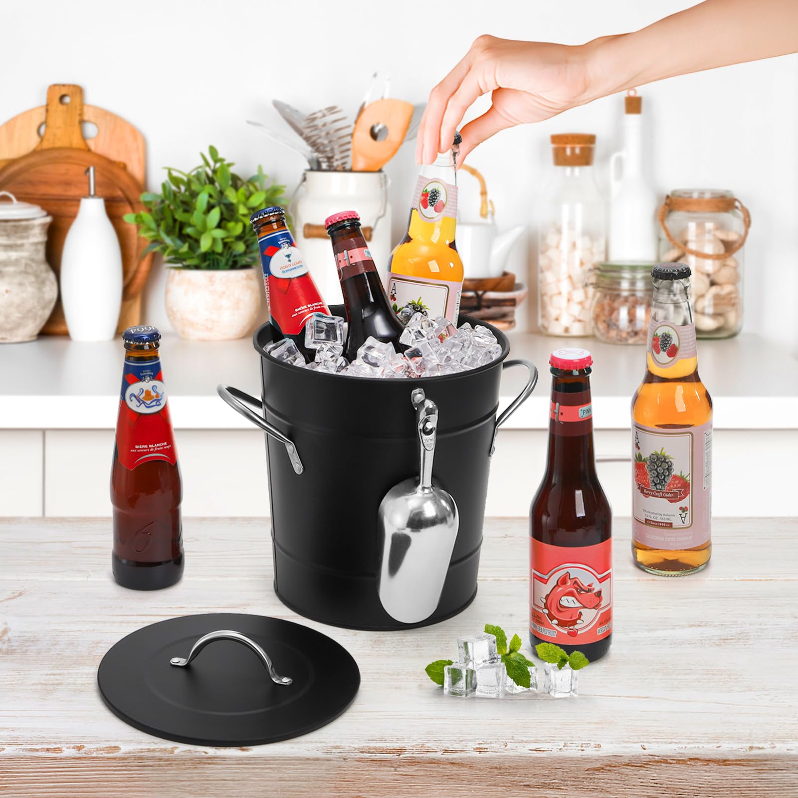 Cubo de hielo de 4L con cuchara y tapa, enfriador de cubo de vino de doble pared con asas de transporte, bañera de bebidas para cóctel, campamento, barbacoa, uso en interiores y exteriores 8