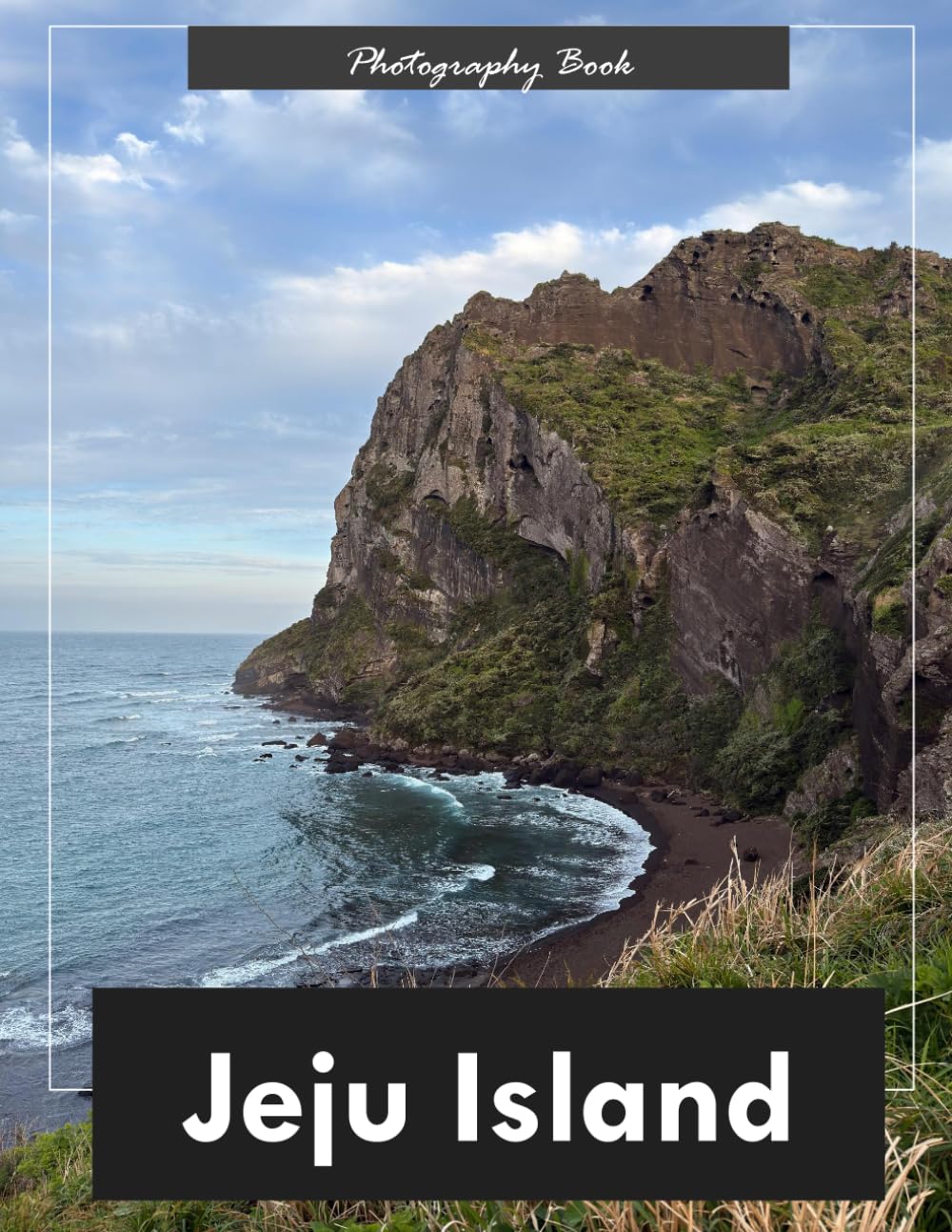 Jeju Island: A Visual Journey Through Korea’s Volcanic Paradise — Stunning Photography of Coastal Cliffs, Green Crater Lakes, and Natural Majesty