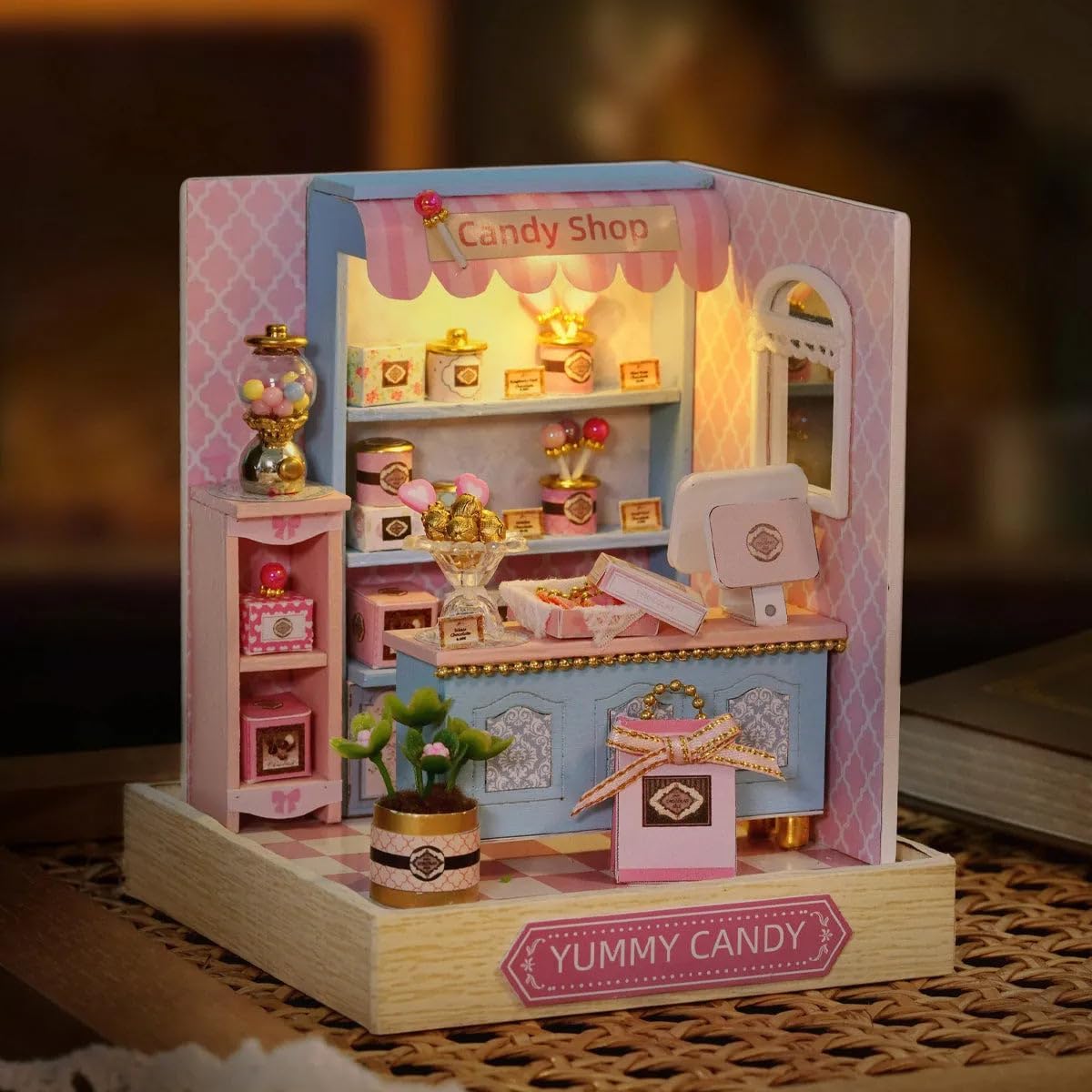 Miniature Wizardi Roombox Kit - Flower Shop Dollhouse Kit F07M5-33-S2202