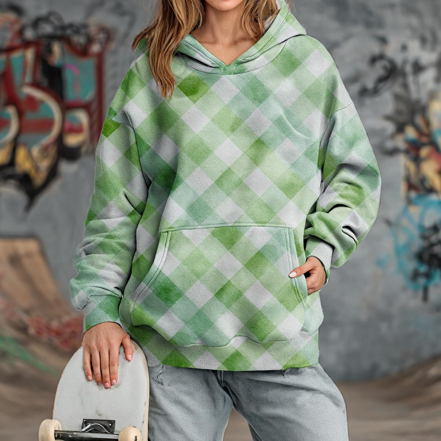 Womens Oversized Sweatshirts Hoodies with Pocket Camo Crewneck Long Sleeve Fashion Outfits Winter Clothes - Image 2