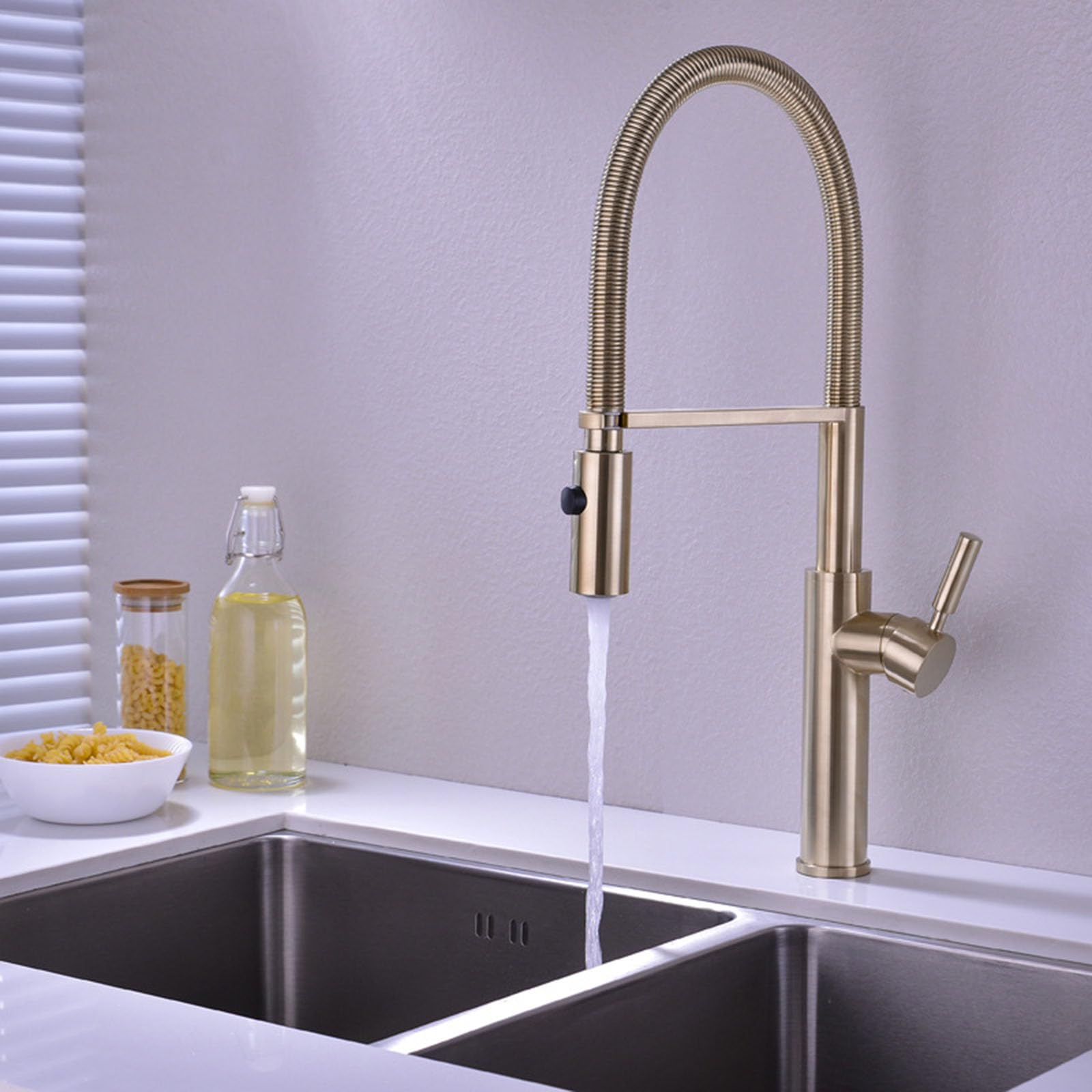 Miscelatore Lavello Cucina con Doccetta Estraibile Rubinetto Monocomando Molla Girevole 360°,Oro Spazzolato