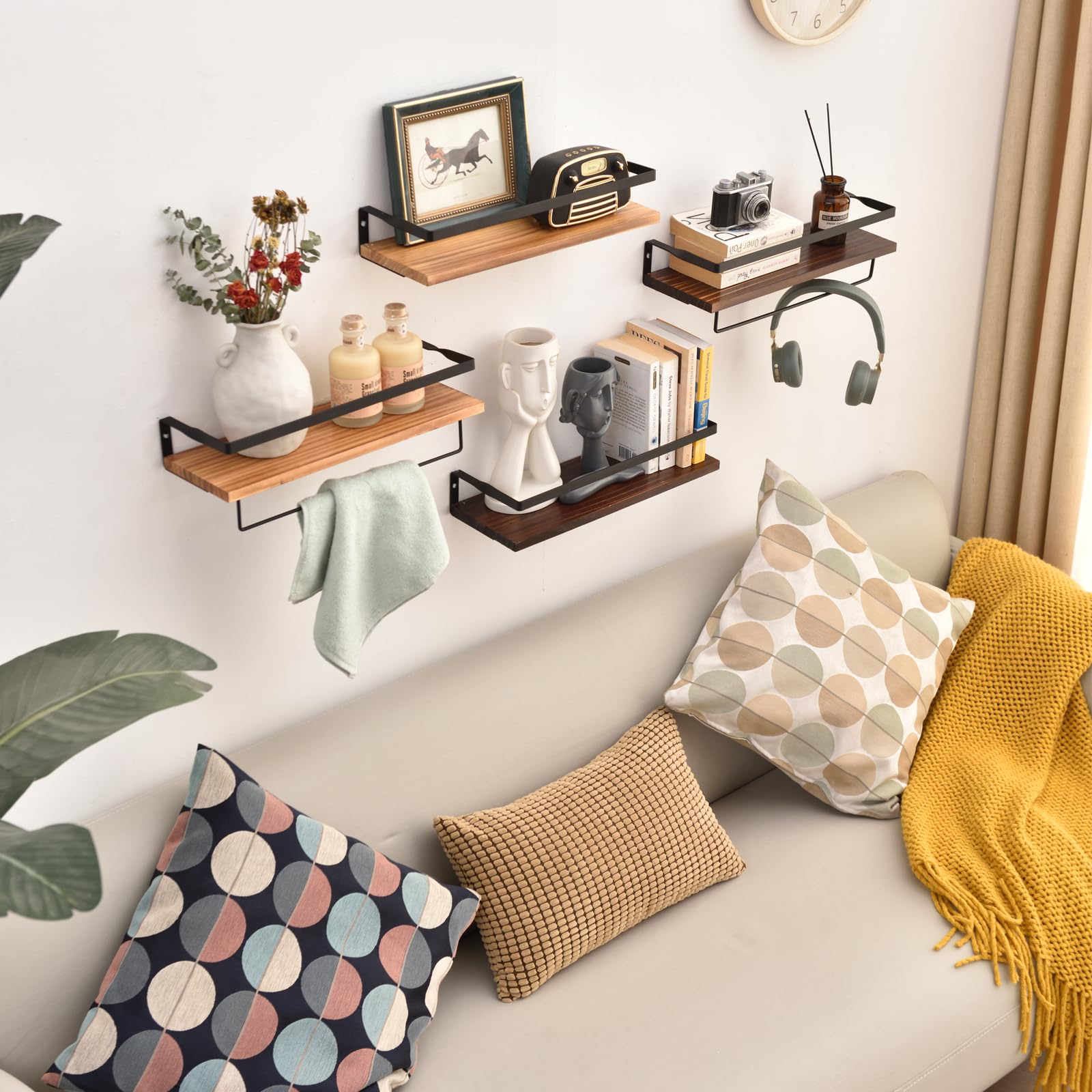 Amazon｜ウォールシェルフ 壁につける 飾り棚 壁掛け棚 天然木製 42cm