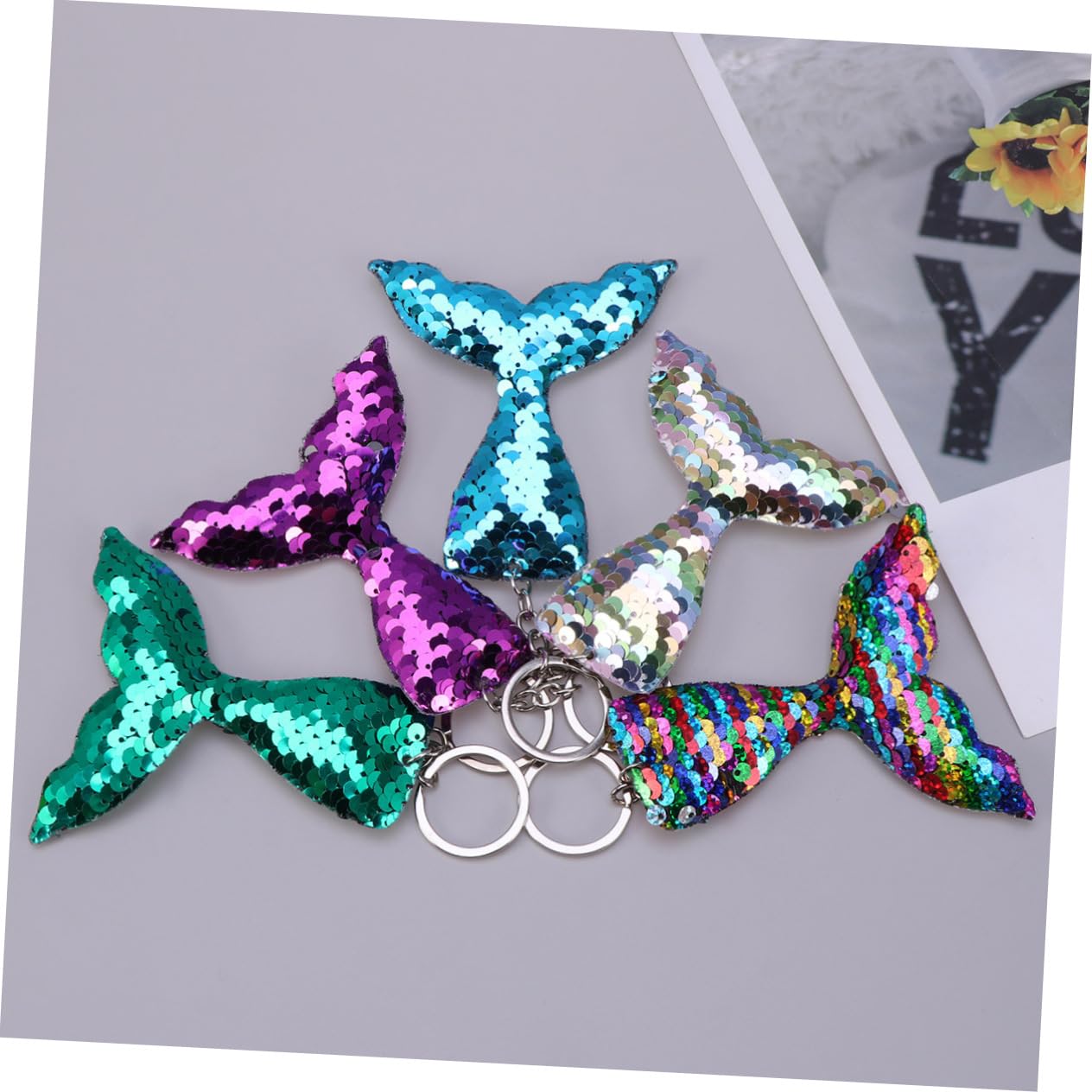 SHERCHPRY 40stücke Pailletten Meerjungfrau Schlüsselanhänger Kreative Handtaschen- Für Partys Und Dekoration Pastellfarben Rosa Blau Bunt Dunkelgrün