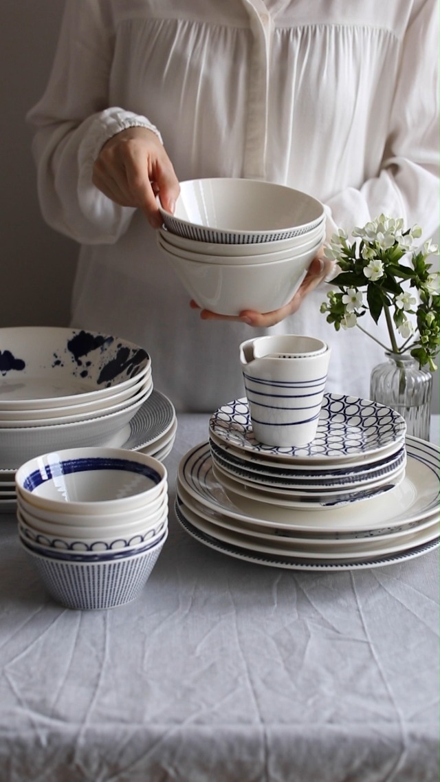 Royal Doulton Ellen Royal Doulton Pacific 16 Piece Splash