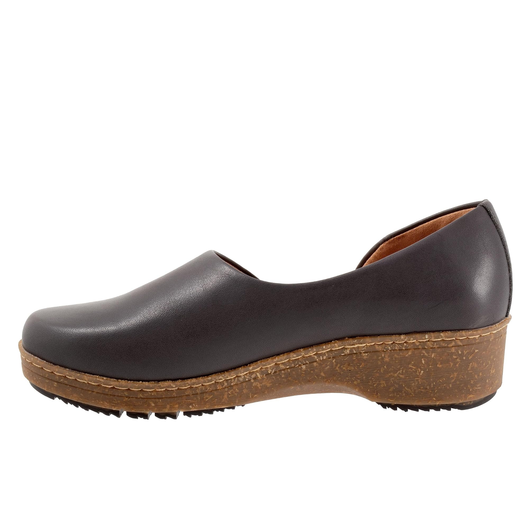 SoftWalkAddie womens Clog