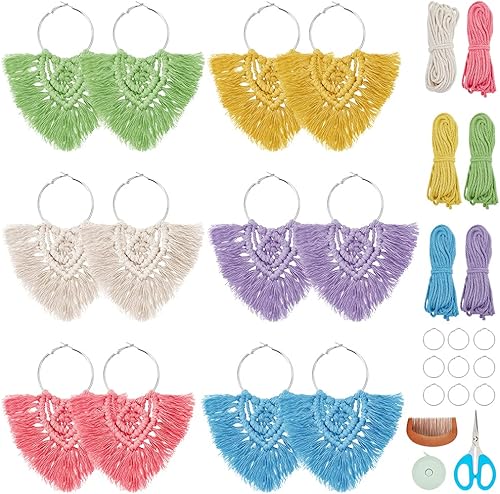 FREEBLOSS Juego de 6 pares de aretes de macramé para mujeres y niñas, coloridos aretes de cordón de macramé con flecos bohemios con ganchos para