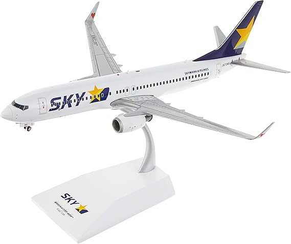 Amazon ジェミニ 1 0 737 800 スカイマークエアラインズ Ja73nx 完成品 おもちゃ おもちゃ