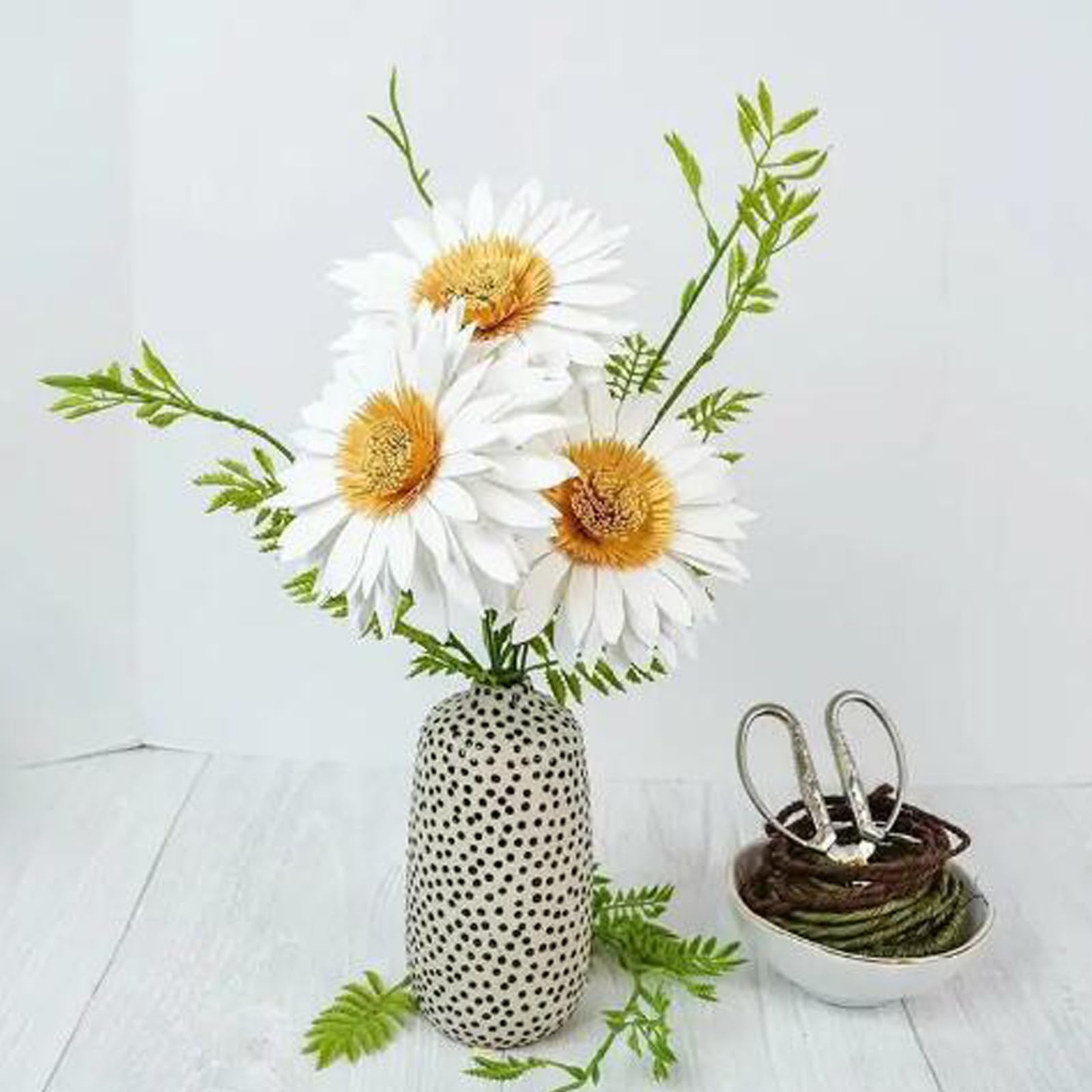 1 Pcs Daisy Flower Cutting Dies,Flower Die Cuts,DIY Scrapbooking Artist Metal Cutting Dies Stencils Scrapbooking Bloom Die Cut For Card Making DIY Album Embossing Craft New