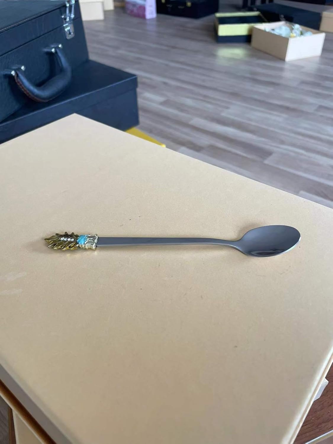 Color spoon, coffee spoon, stirring spoon, honey spoon, spoon, dessert spoon