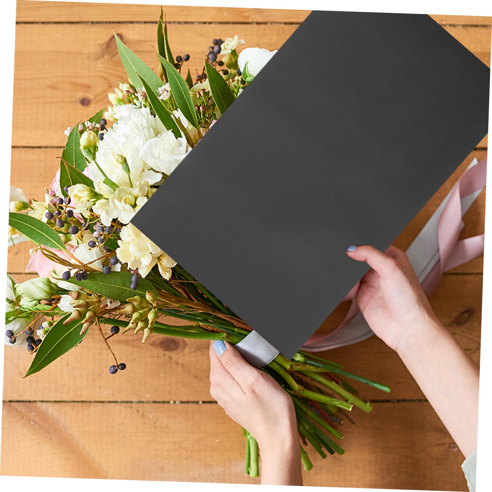 LIFKOME Carta Kraft Nera Rotolo per Bouquet Fiori Carta da Imballaggio Naturale e Resistente per Artigianato DIY per Confezioni e Composizioni Floreali