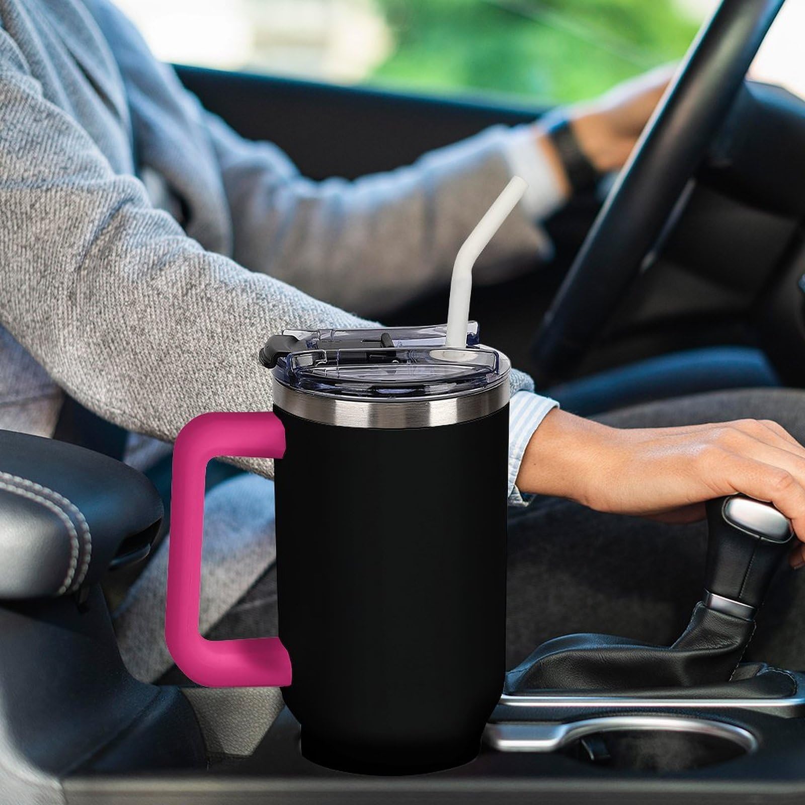 Karate Carrot Becher mit Griff, Reise-Kaffeebecher, großes Fassungsvermögen, Autobecher, Wasserflasche
