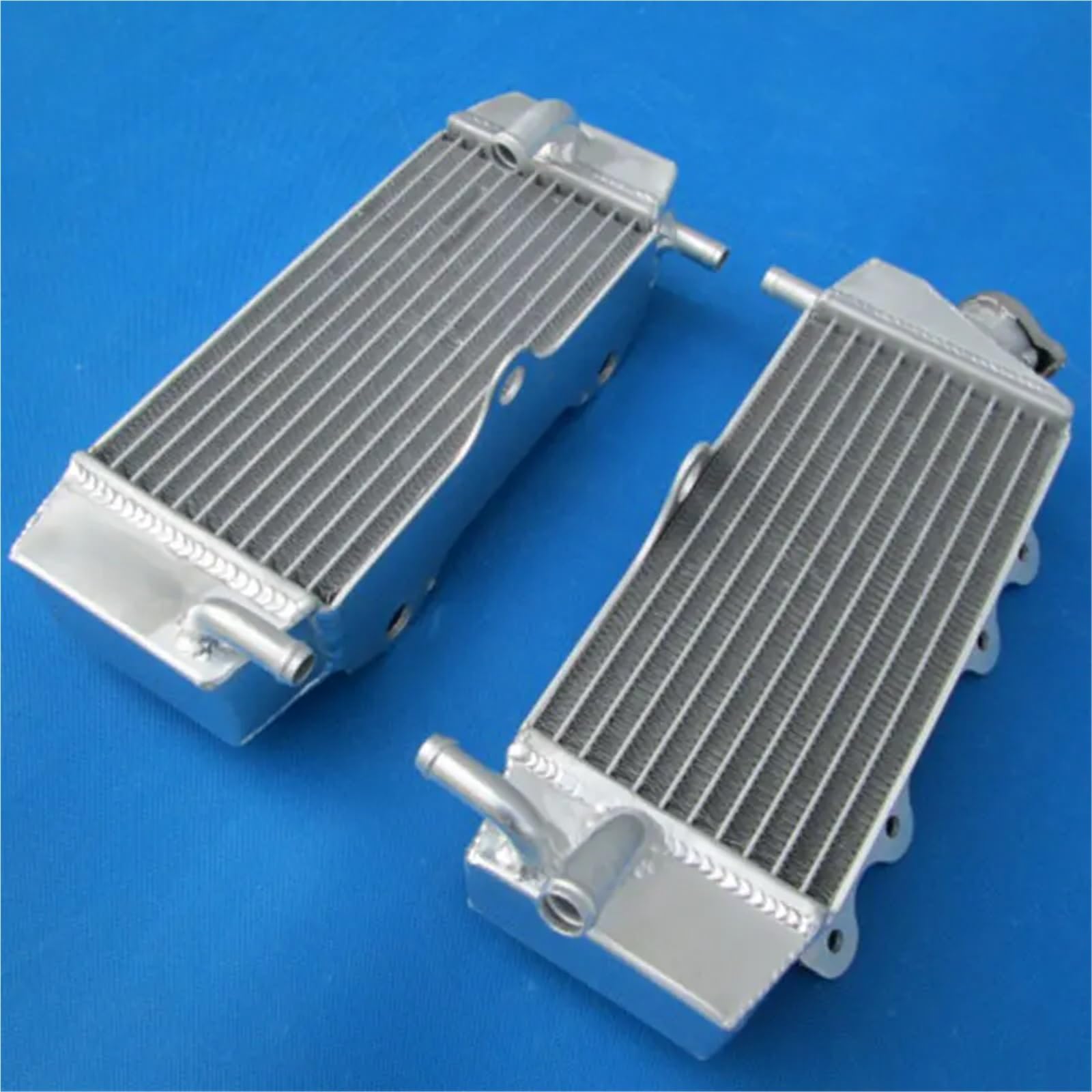 estaw Chłodnicy Pasuje do Y&amaha YZ250F YZ 250 F 2001 2002 2003 2004 2005 Aluminiowa chłodnica chłodnicy Chłodzenie płynu chłodzącego Układu Chłodzenia