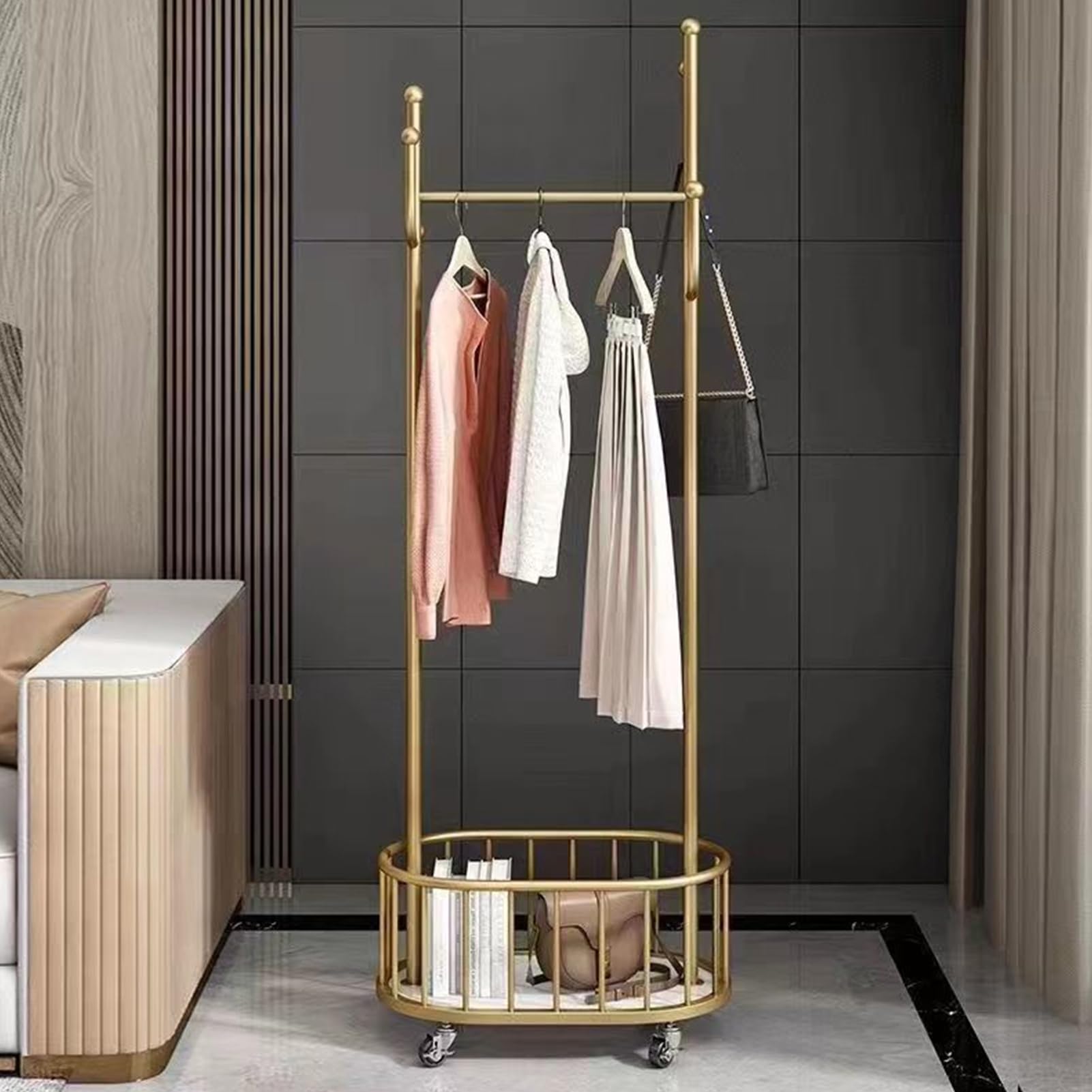 DAYONG80CM Multifunction Coat Rack, Metal Coat Rack Freestanding with Hooks and storage basket, Coat Rack Stand Easy to Assemble, Suitable for Hanging Clothes, Bags, Hats, Scarf Accessories (Gold)