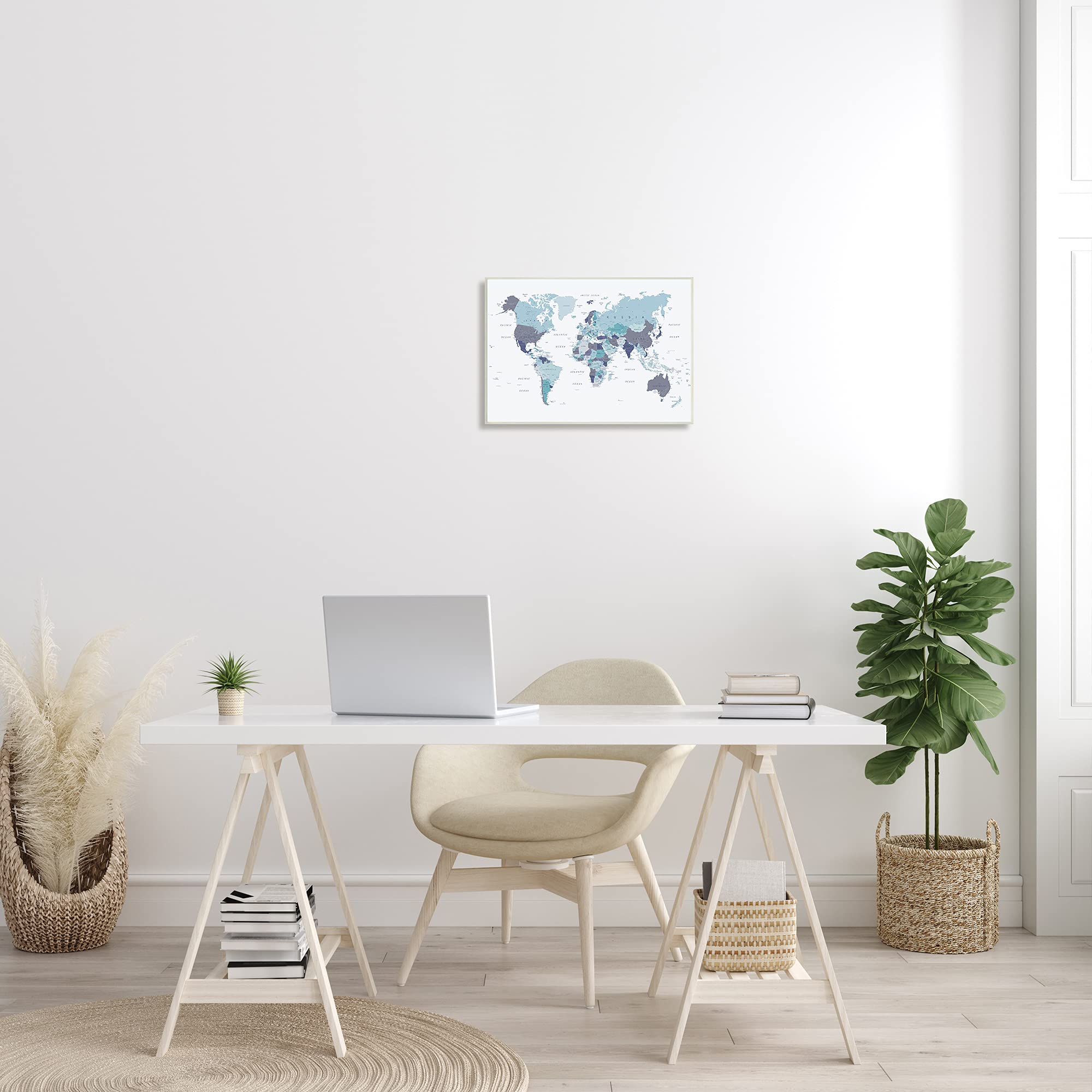 Stupell Industries Carte du monde avec étiquettes Régions bleues monochromatiques, conçue par Urban Epiphanie Plaque murale 13 x 19 cm