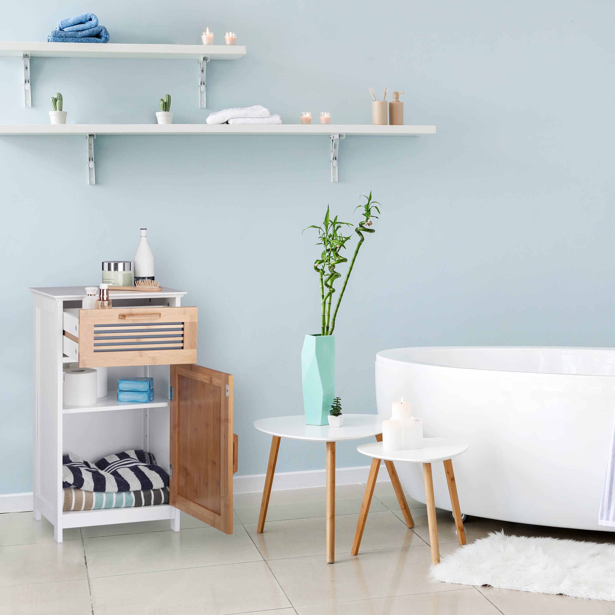 Relaxdays Mobile Bagno Legno Sottile, Design Naturale, Ripiano Regolabile, MDF & Bambù, HLP 70x40x28,5 cm, bianco