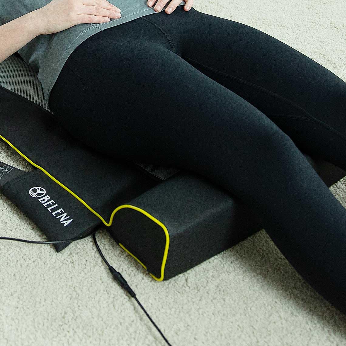 Belena Air Stretch mit Wellnessgel - Das Original aus dem TV - Entspannungsset für Zuhause - Elektronische Stretch & Massagematte mit Wärmefunktion + Kühlendes Wellnessgel
