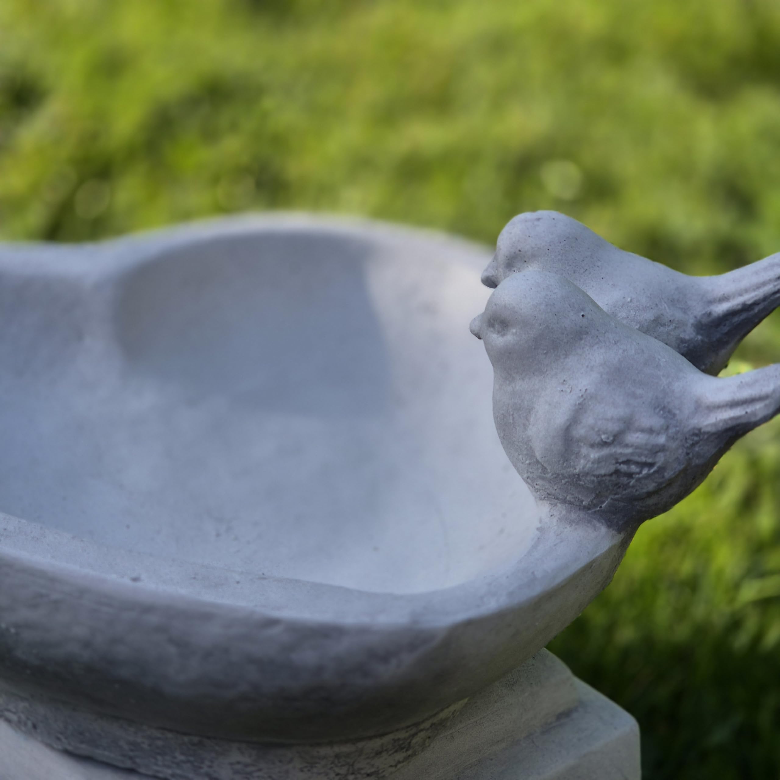FABRIQ Vogeltränke Stein 3 kg – 3 kg – Durchmesser ca. 20 cm – Massiver Steinguss Wetterfest & frostfest bis −30 °C Gartendeko Premium