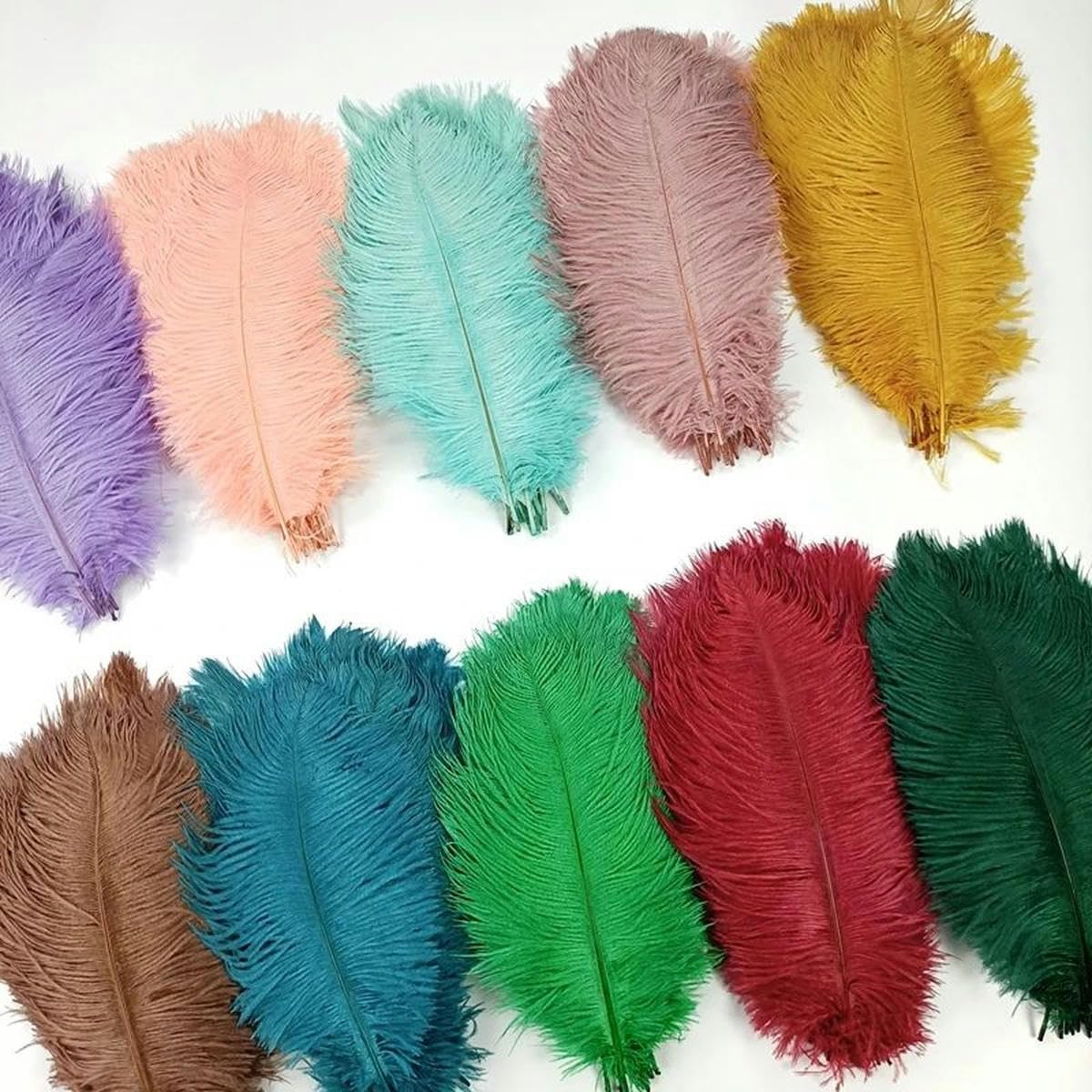 10 Stück farbige Straußenfedern zur Dekoration, weiße Straußenfedern, Tischdekoration, Karneval, Hochzeit, Party-Zubehör, Dekor, Dunkelgrün, 40–45 cm, 16–18 Zoll