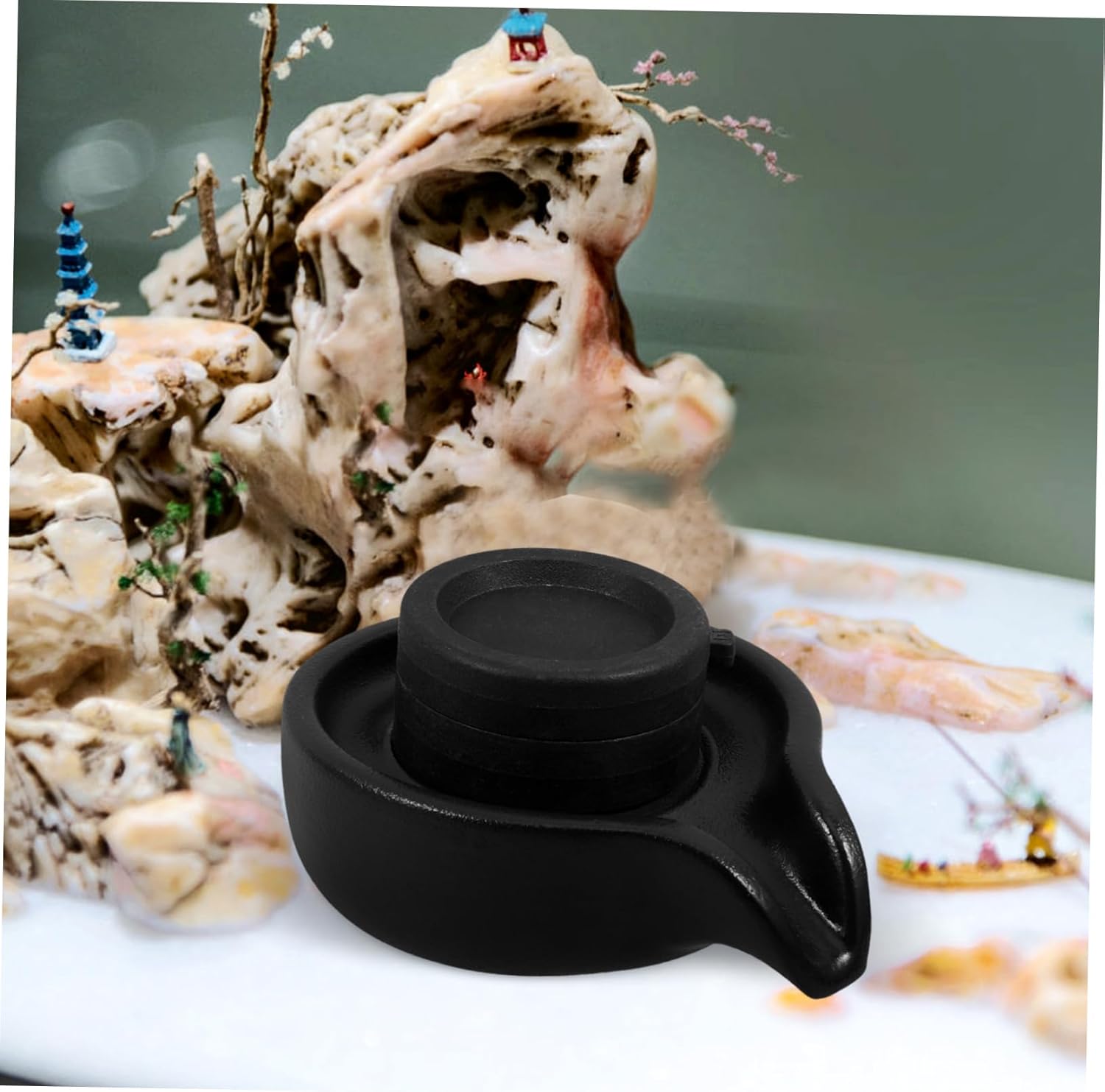 Courtyard Fountain Stone Mill Waterfall Decor for Fish Tanks Elegant Hydroponic Vase Accessory Chinese Style Water Feature for Indoor and Outdoor Spaces