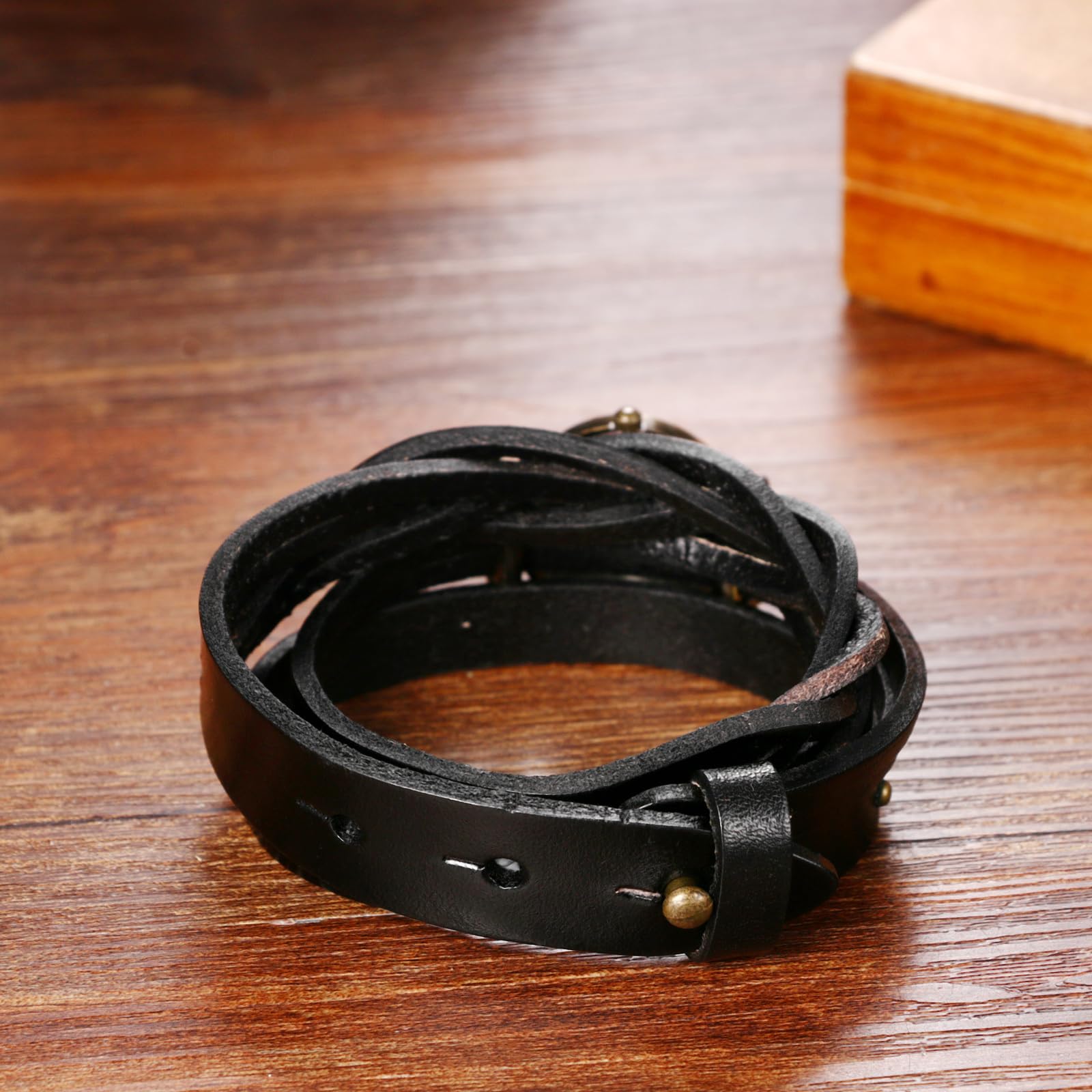 JewelryWe Damski zegarek zawijany pasek skórzany zegarek: 4 sztuki vintage analogowy kwarcowy zegarek na rękę damski prawdziwa skóra pleciona bransoletka na Halloween Punk nity zegarek z cyframi
