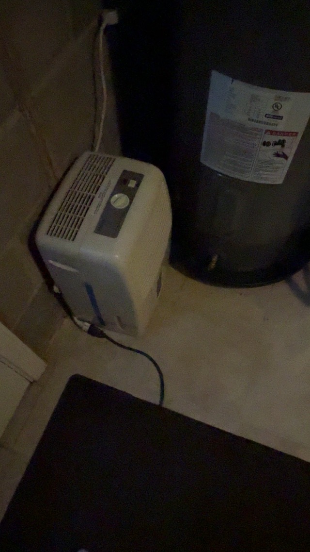 Waykar YDZ Dehumidifier water tank removal
