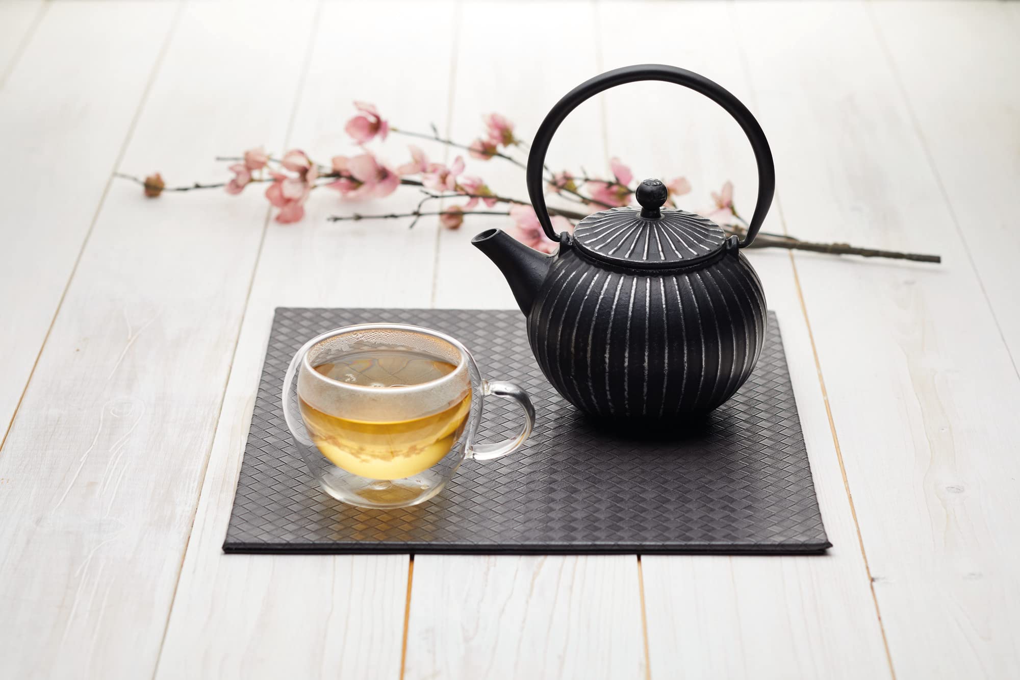 La Cafetiere La Cafetière Gietijzeren Japanse Theepot 600ml Met Infuser Mand Zwart